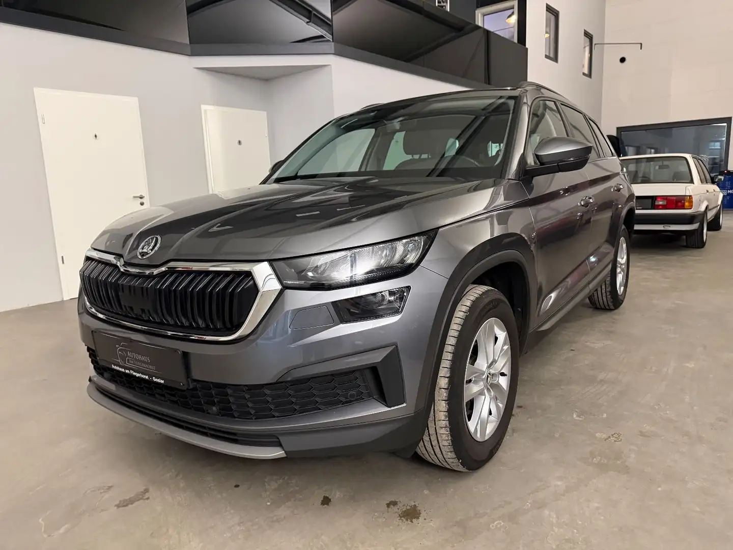 Skoda Kodiaq 2.0 TDI Ambition LED/ACC/Kam/Navi/4xSHZ Gris - 1