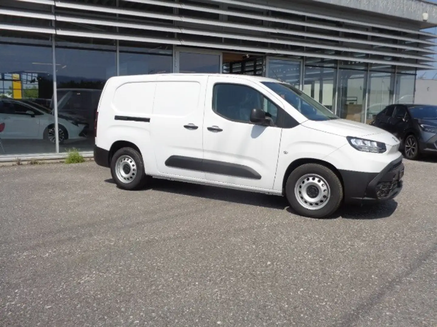 Toyota Proace Pro Ace City Kasten Electric 50kWh L2 ProWork Weiß - 2