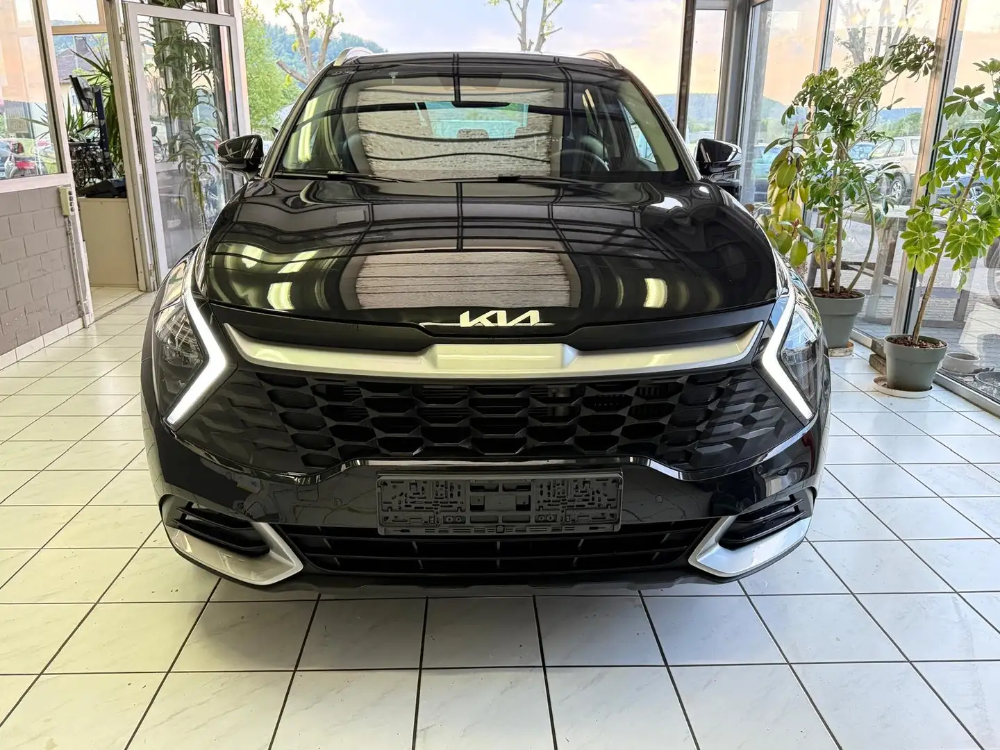 Kia Sportage 1.6 CRDi Hybrid Vision 7-DCT Komfort-Paket LED Noir - 2