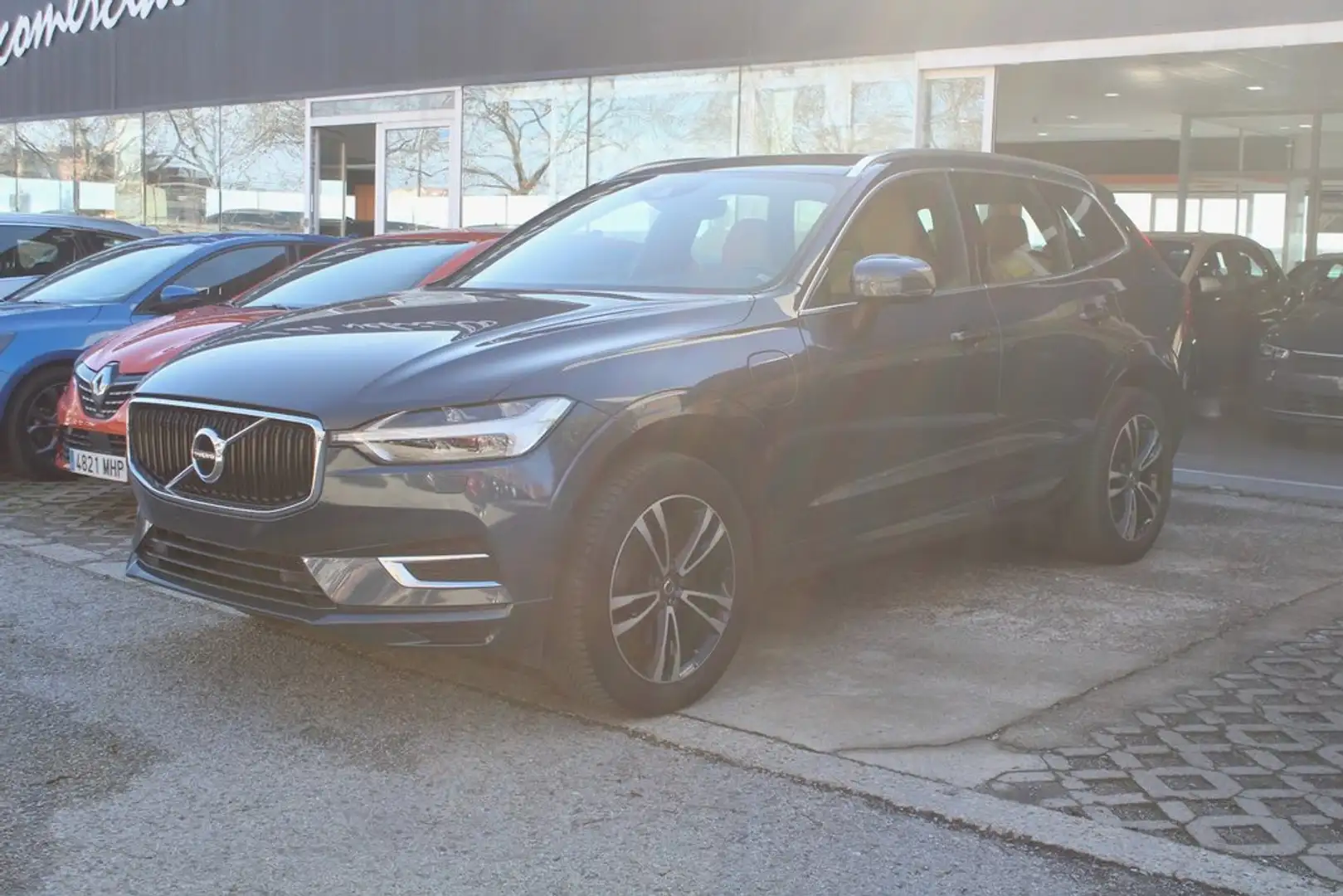 Volvo XC60 2.0 T8 AWD BUSINESS PLUS AUTO - 2