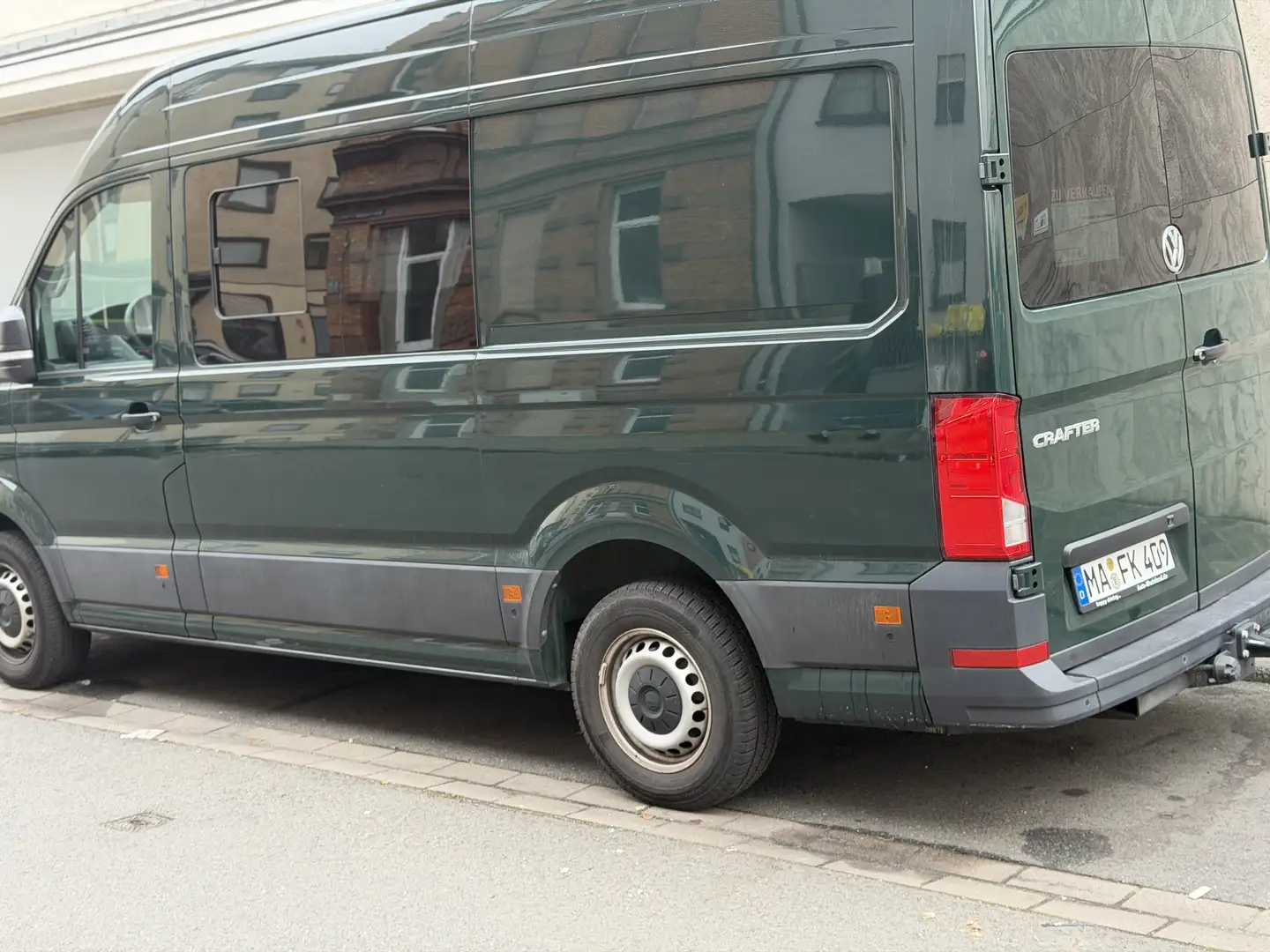 Volkswagen Crafter Kasten 30 mittellang Hochdach FWD Grün - 1