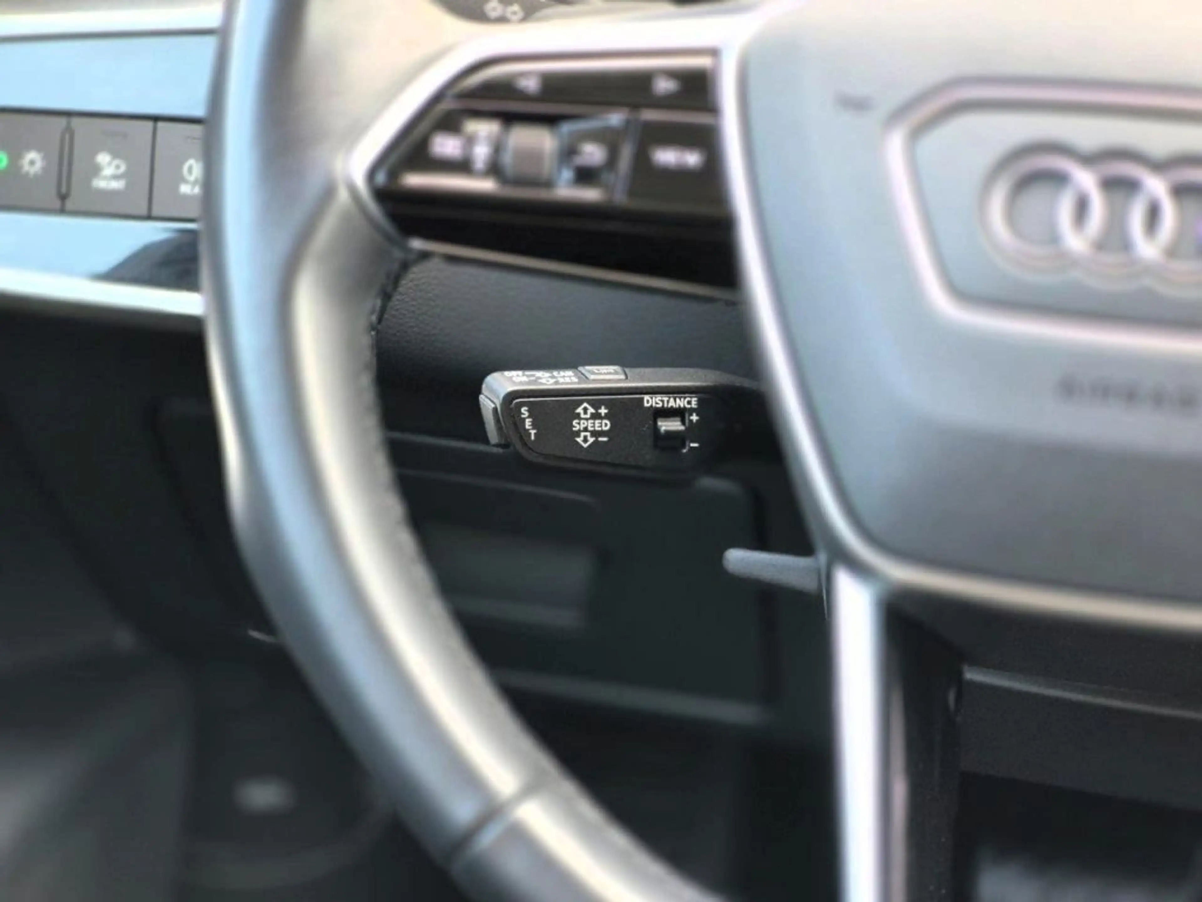 Audi A6 45 TDI quattro S tronic sport — photo 2