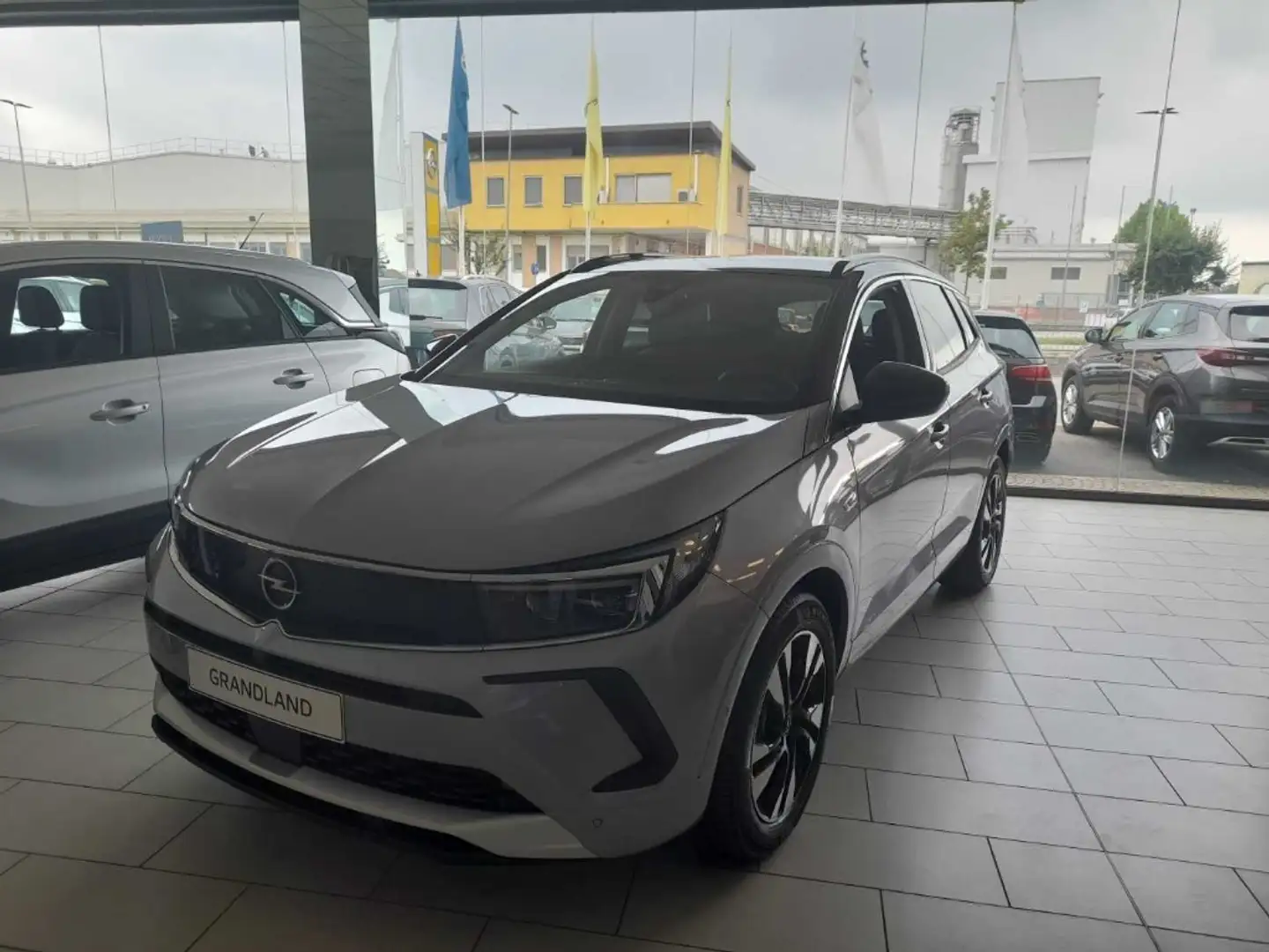 Opel Grandland 1.6 phev Business Elegance fwd 225cv auto Arancione - 1