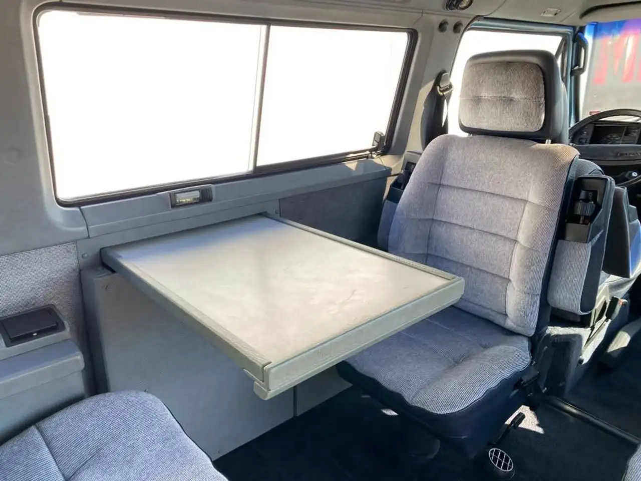 Volkswagen T3 Caravelle Caravelle Carat 255 6A2, foto 4