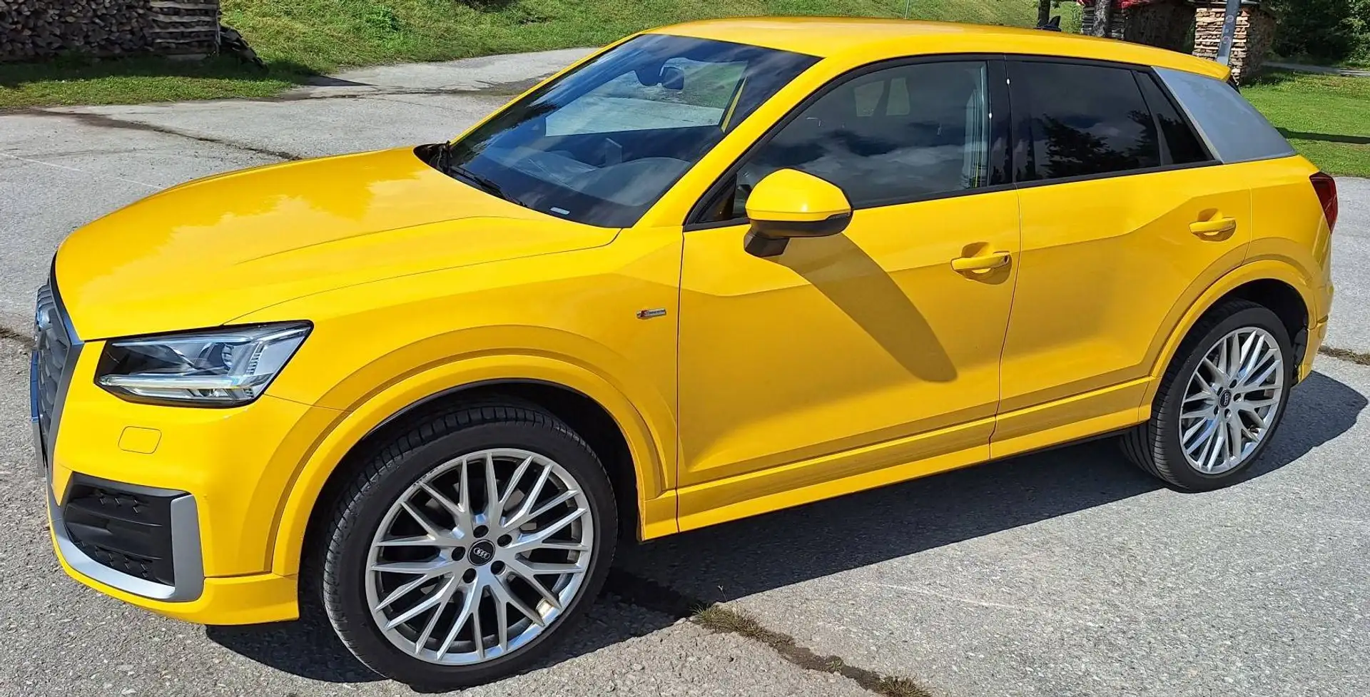 Audi Q2 Q2 30 TDI Sport Sport Gelb - 1