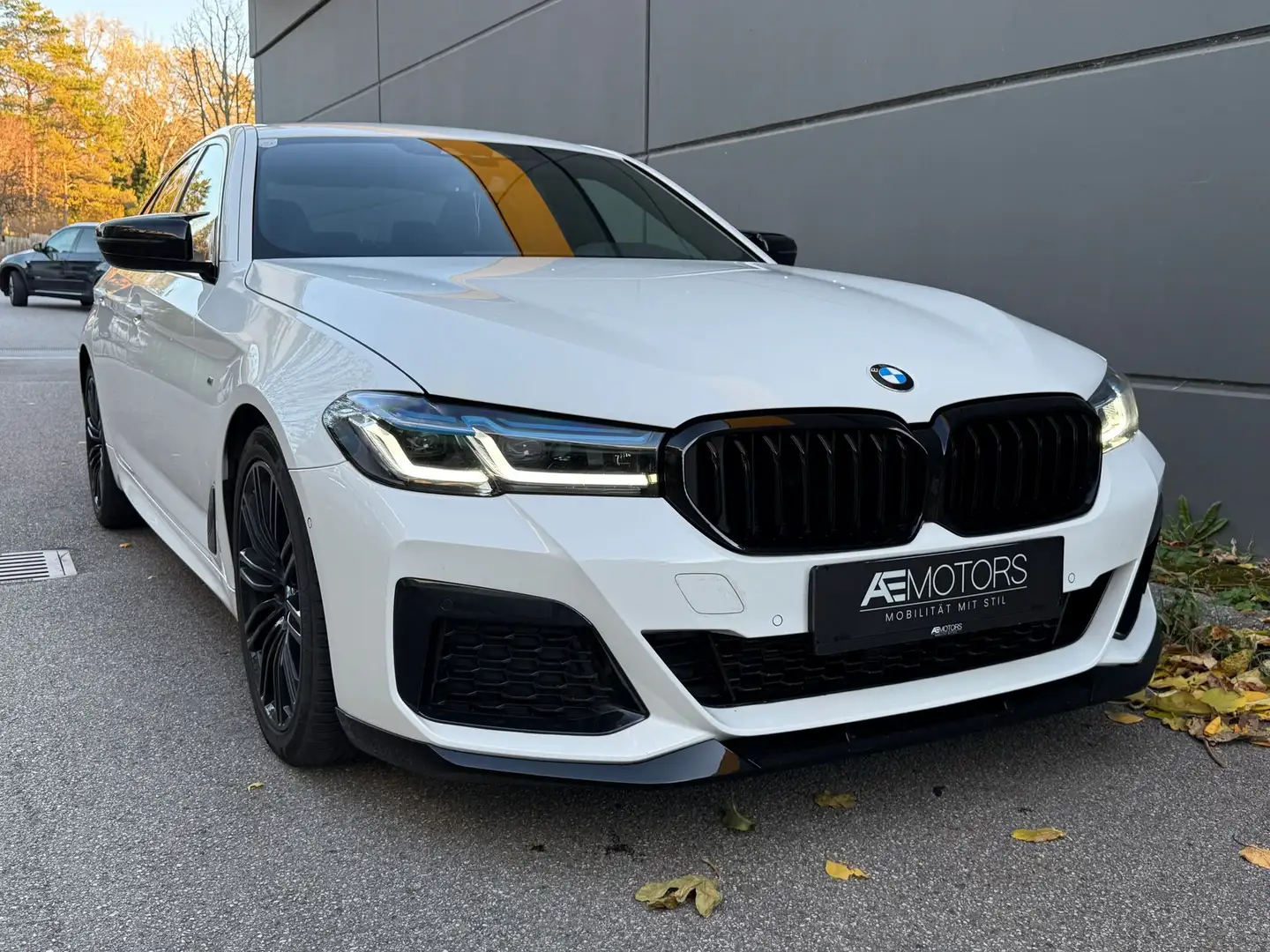 BMW 520 *M-PAKET*FACELIFT UMBAU*NAVI*XENON*KLIMA+TEMPOMAT Blanc - 2