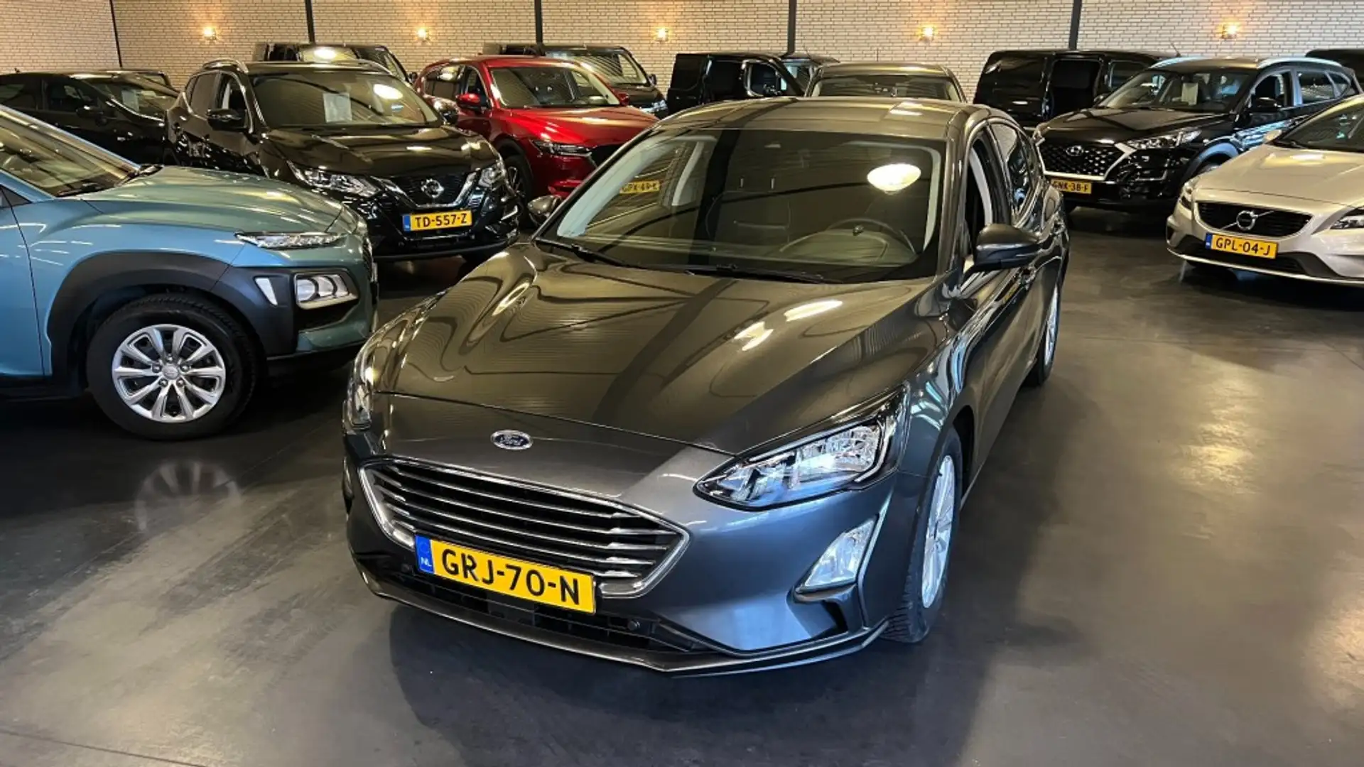 Ford Focus 1.0 AUTOMAAT TITANIUM Gris - 1