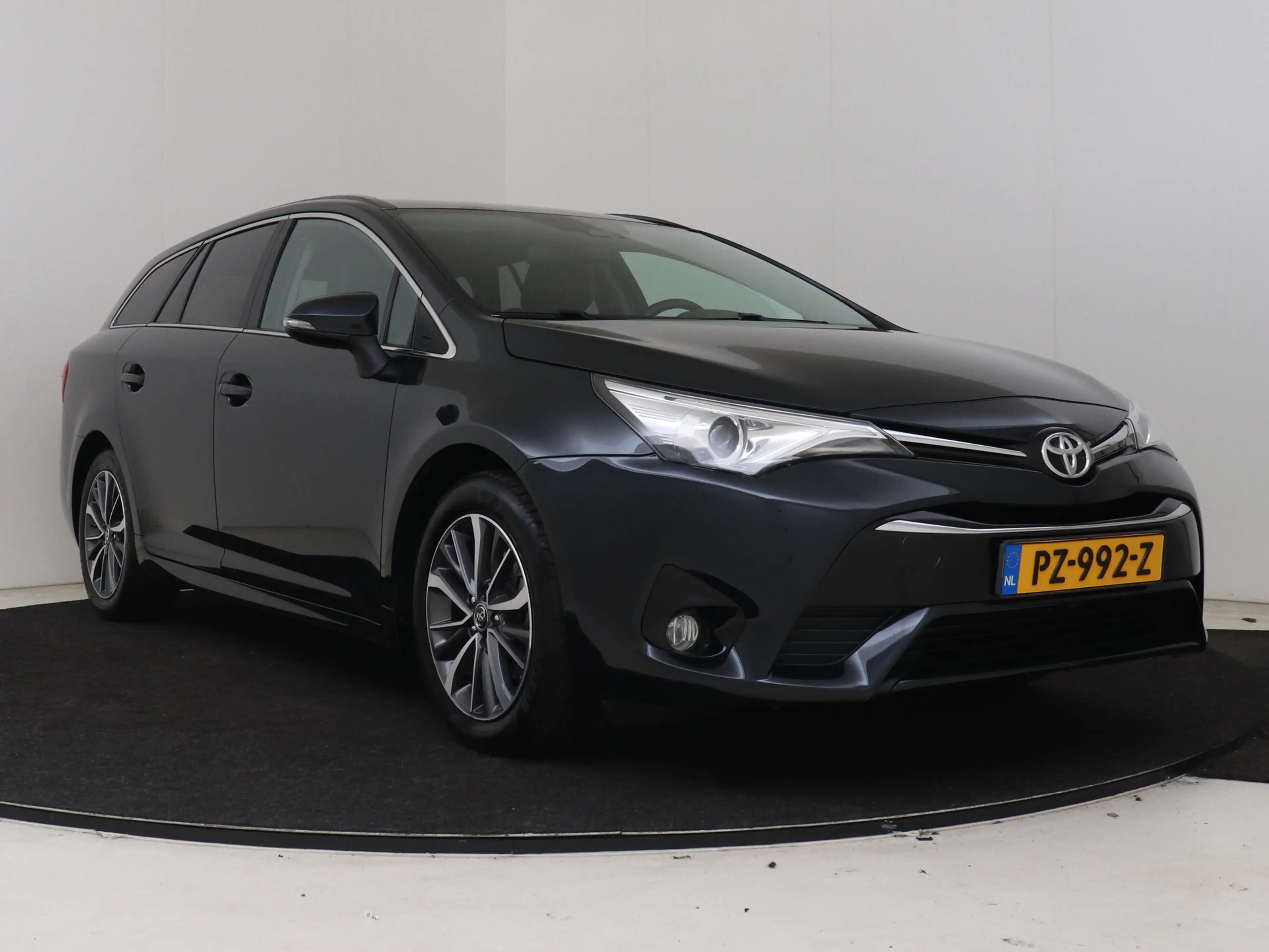 Toyota Avensis Touring Sports 1.8 VVT-i Executive Business Panora — photo 15