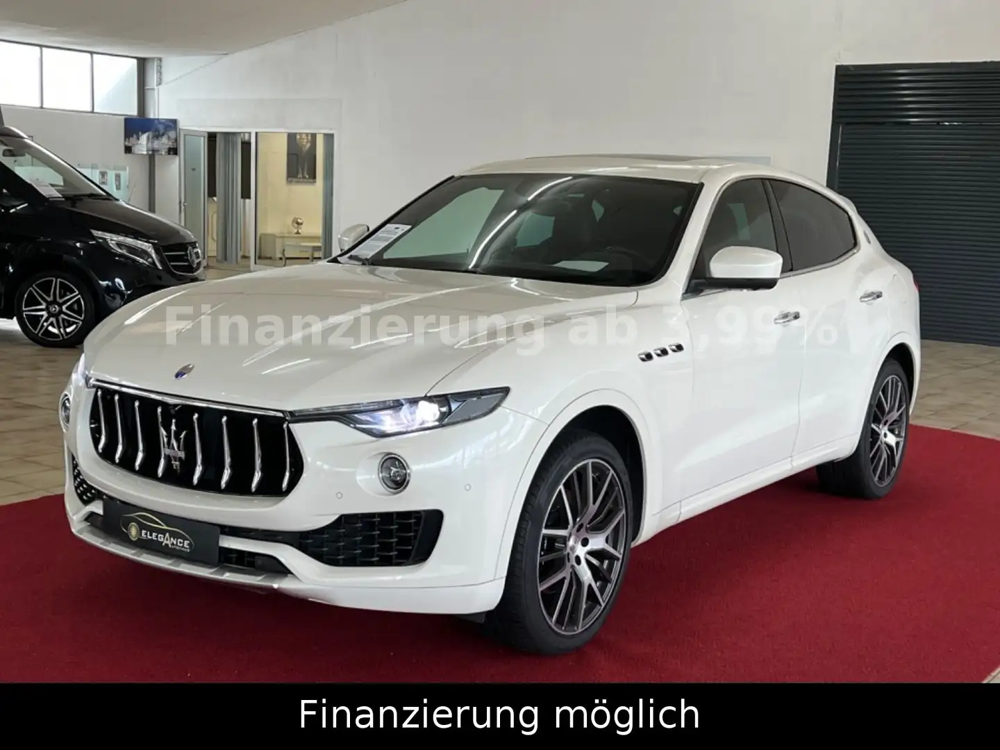 Maserati Levante Q4 Gran Lusso ,Panorama,360 Cam, Белый - 1