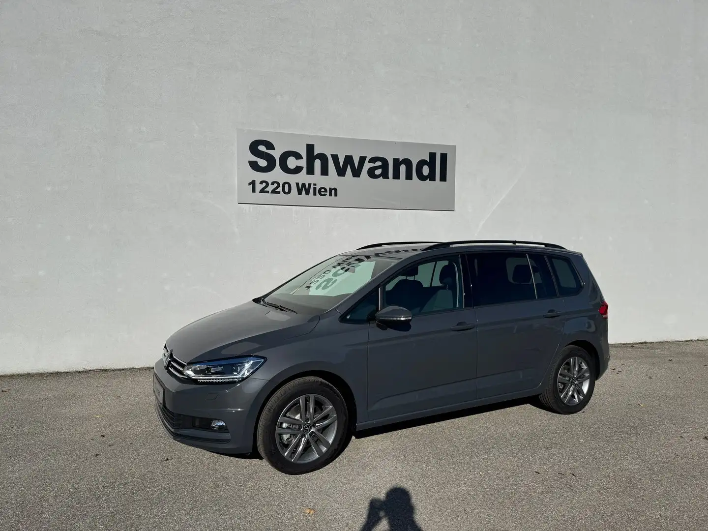 Volkswagen Touran Friends TSI DSG Grau - 2