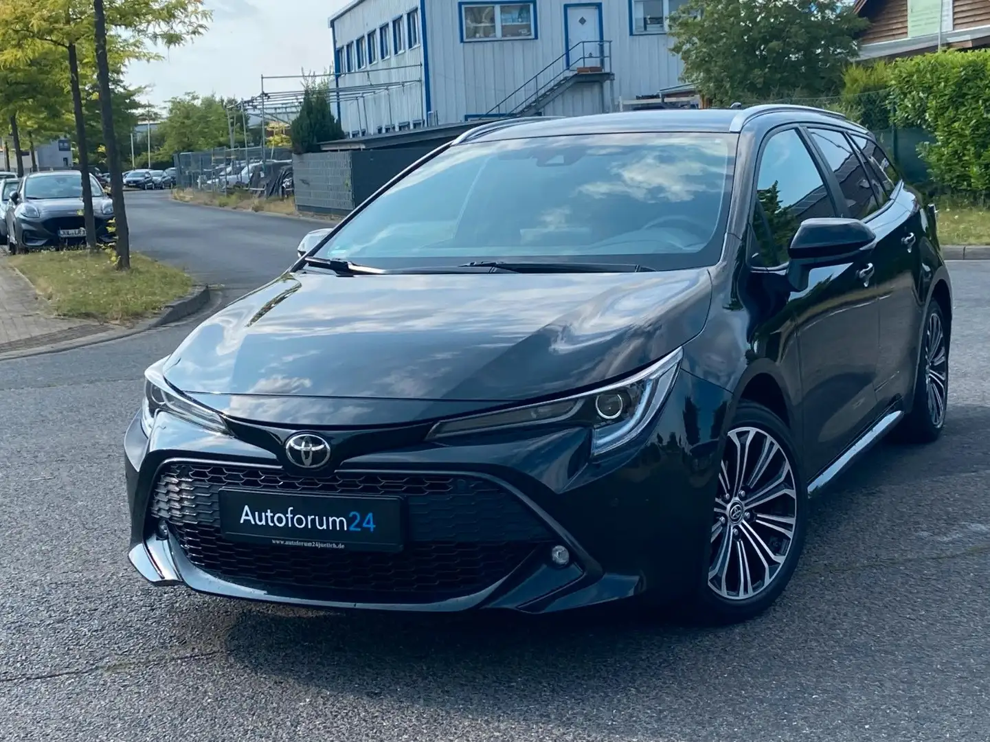 Toyota Corolla Touring Sports Team D*Navi*RFK*SHZ* Schwarz - 1