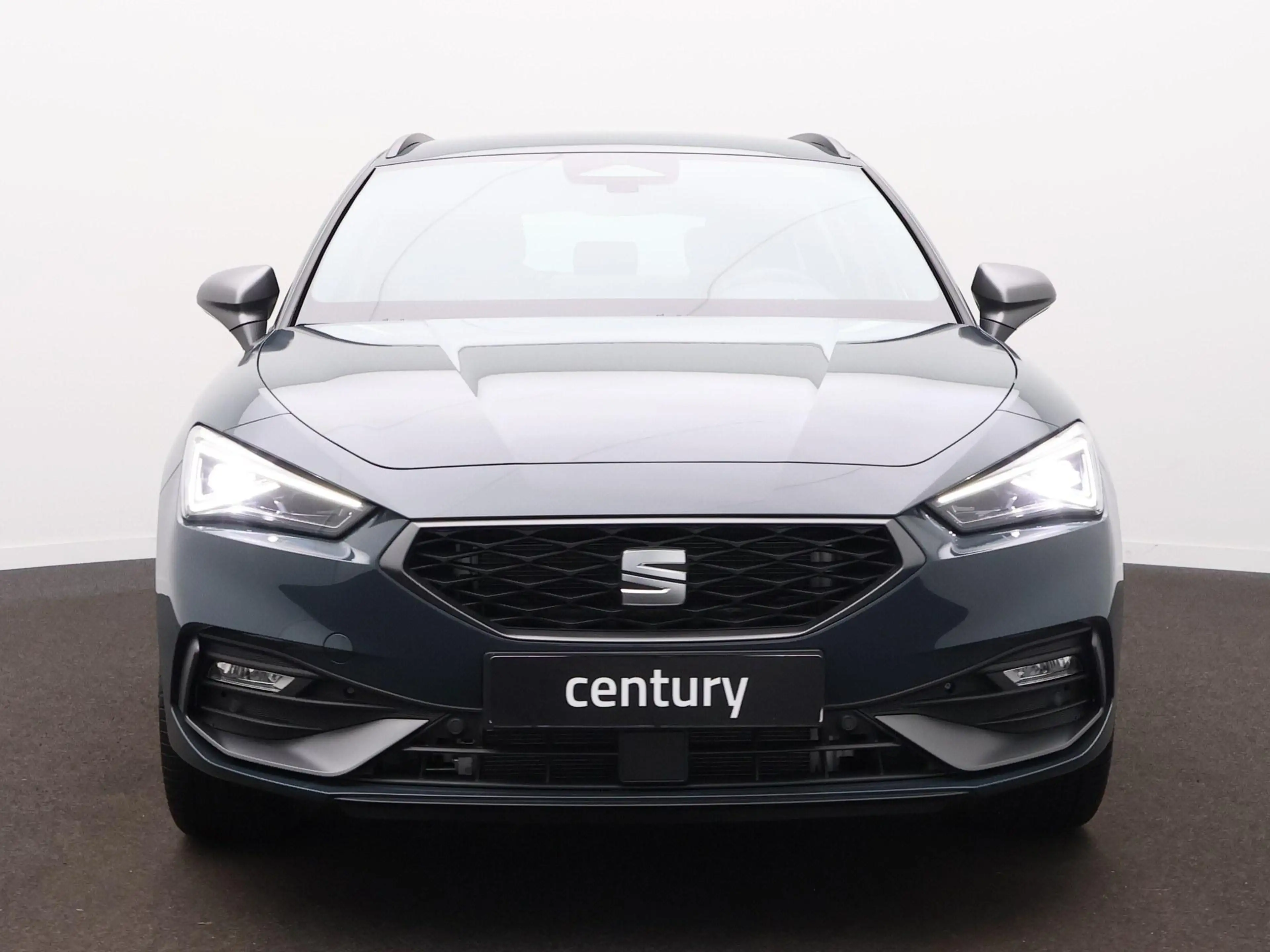 SEAT Leon e-Hybrid Sportstourer 1.5 TSI Style — photo 10