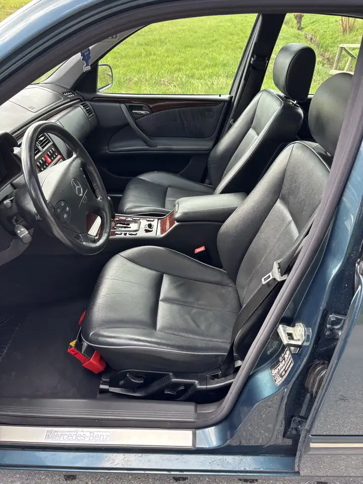 Mercedes-Benz E 320 E-Klasse Elegance, foto 5