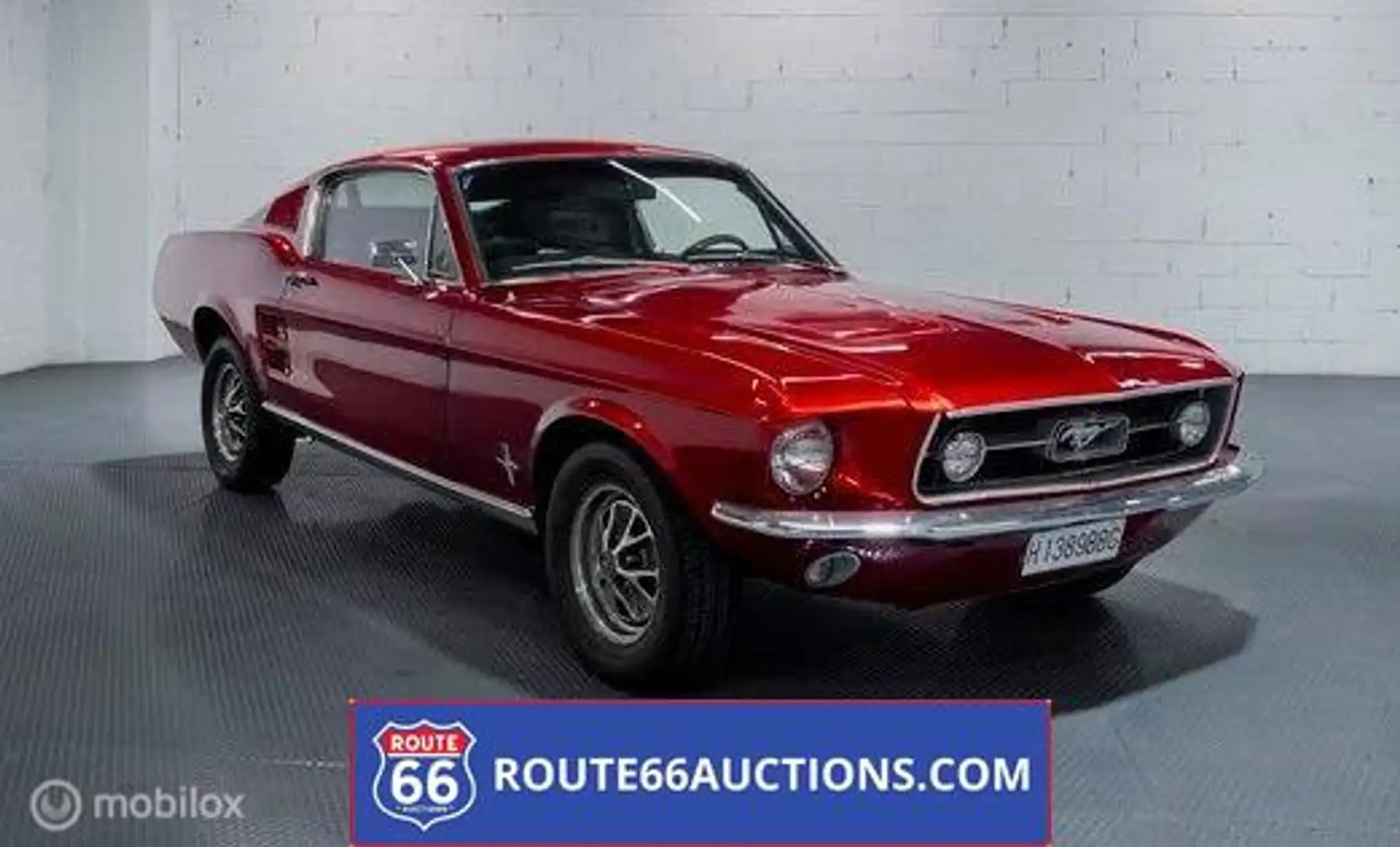Ford Mustang Fastback | Route 66 Auctions Rood - 1