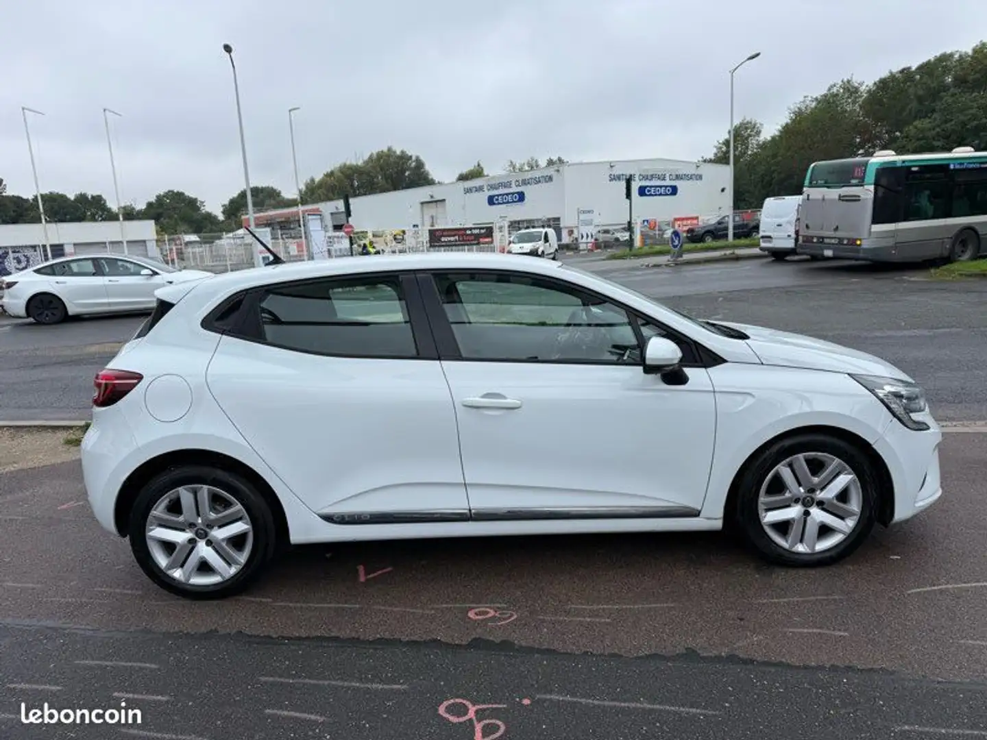 Renault Clio V 1.5 bluedci 85ch Business 1 ère Main 2021 Weiß - 2