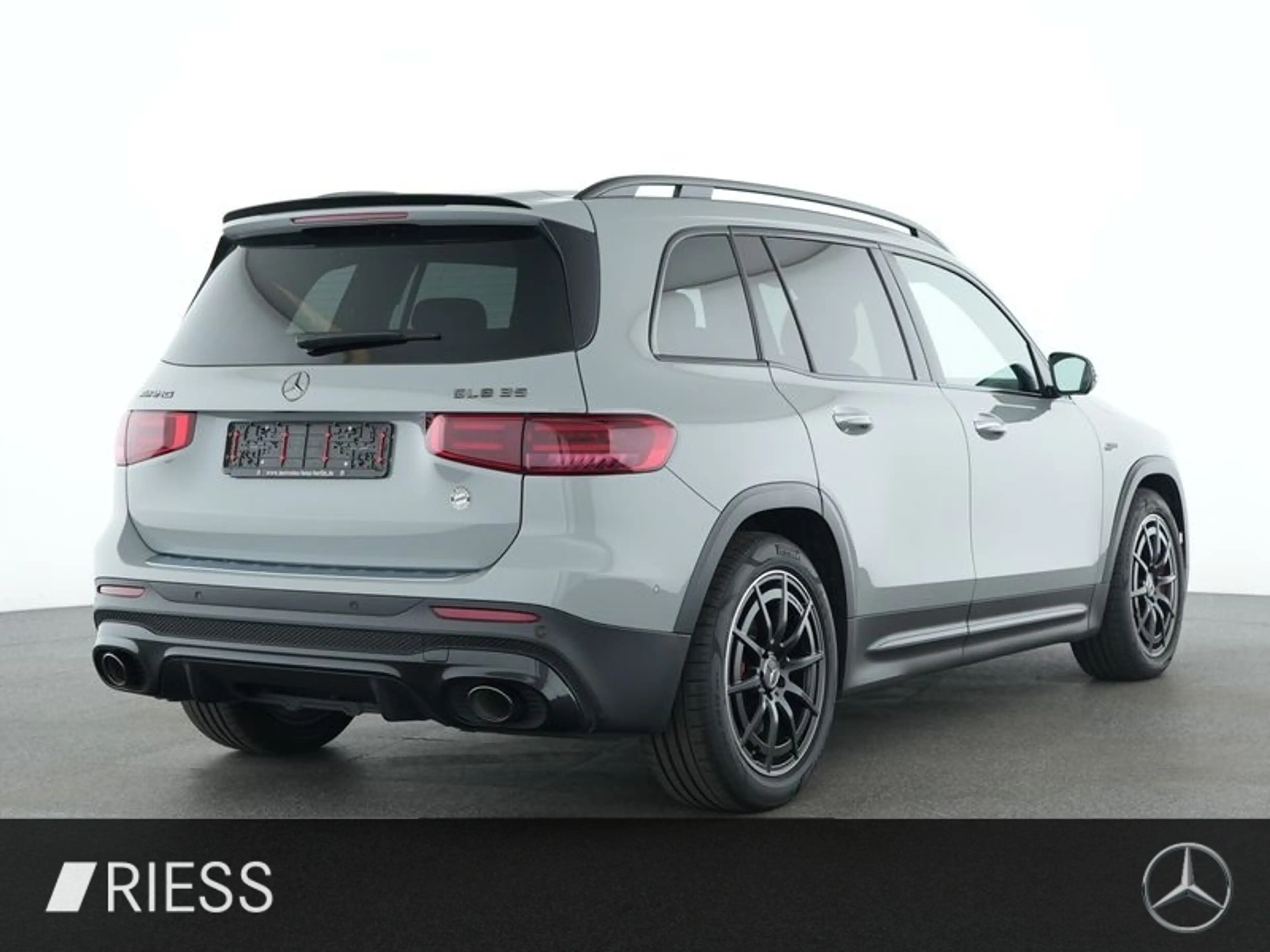 Mercedes-Benz GLB 35 AMG 4MATIC 360 AHK AUT Fernlichtass. HUD — photo 3