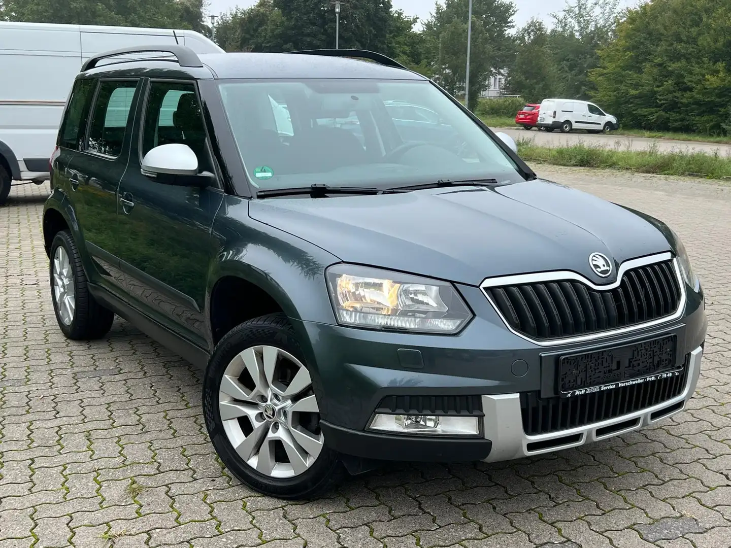 Skoda Yeti Ambition Outdoor - 1