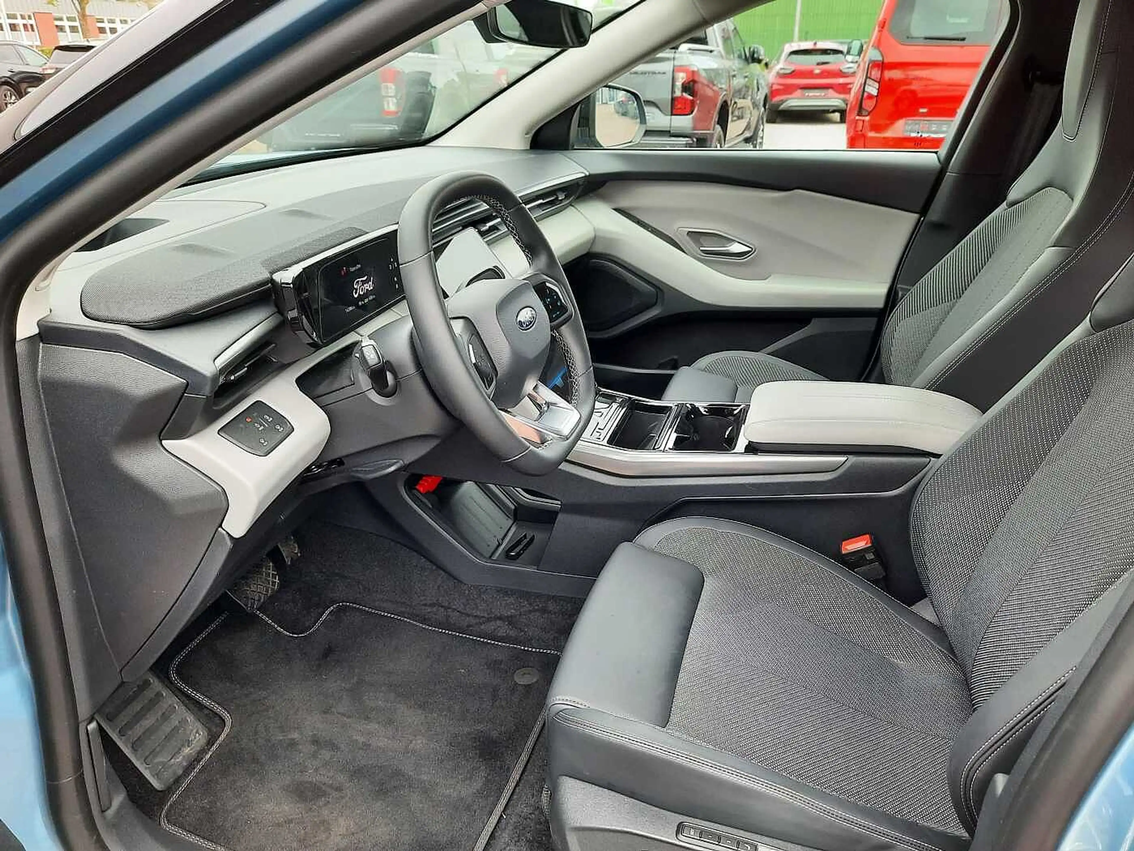 Ford Explorer Elektro Dual-Elektromotor Extend.Range AWD 79kWh — photo 9