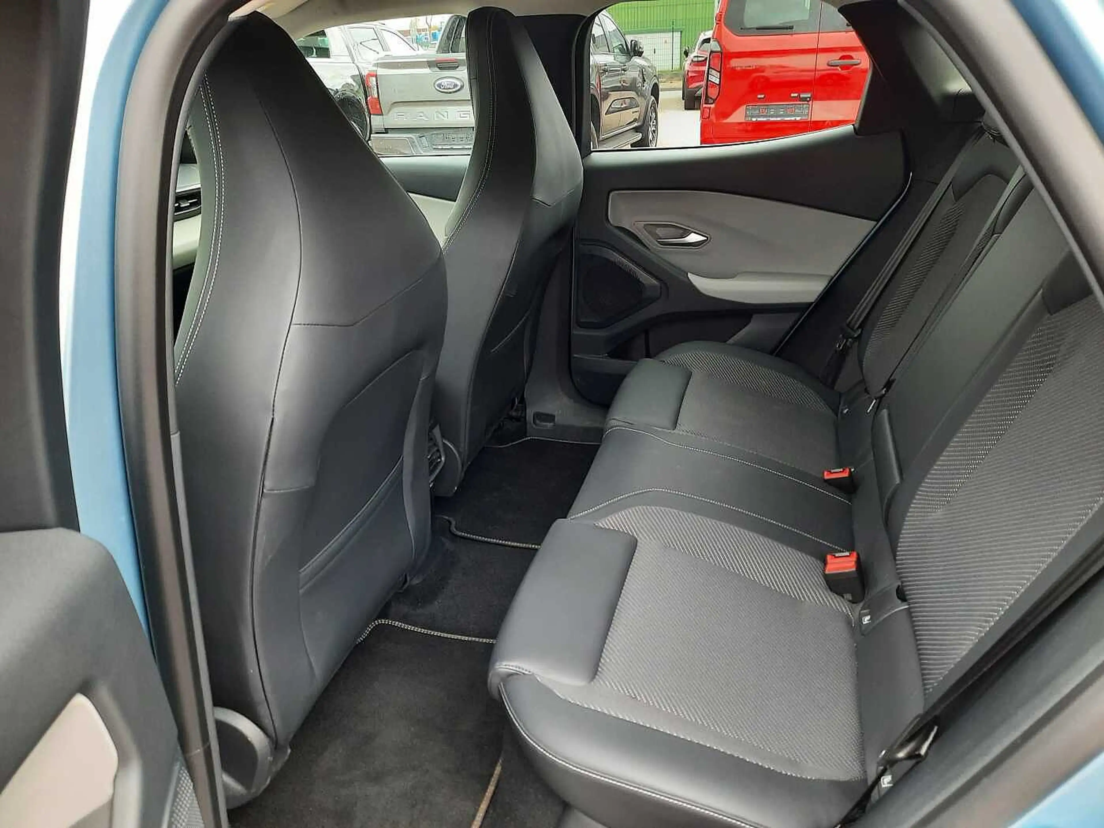 Ford Explorer Elektro Dual-Elektromotor Extend.Range AWD 79kWh — photo 8