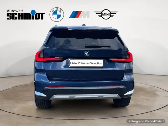 BMW X1 view 5