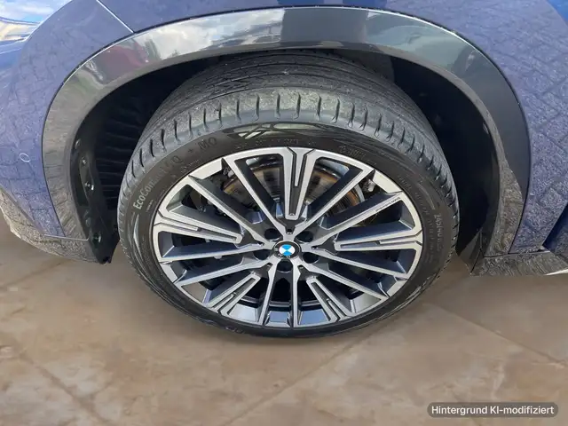 BMW X1 view 9