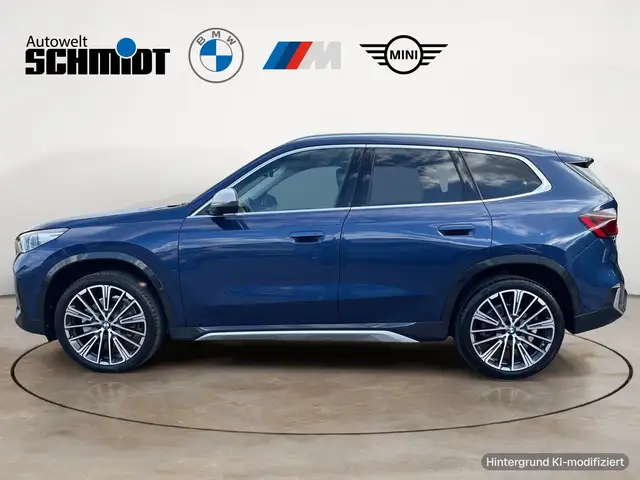 BMW X1 view 3