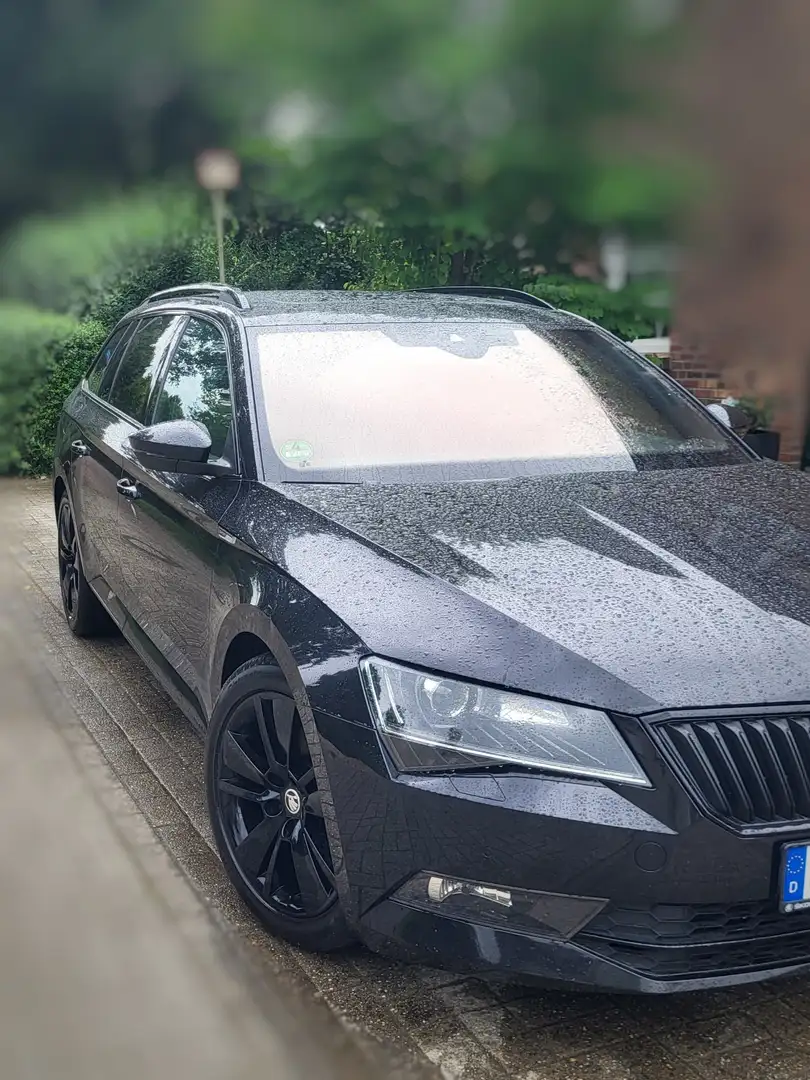 Skoda Superb Sportline 2.0 TDI *PANO*Matrix*ACC Schwarz - 2