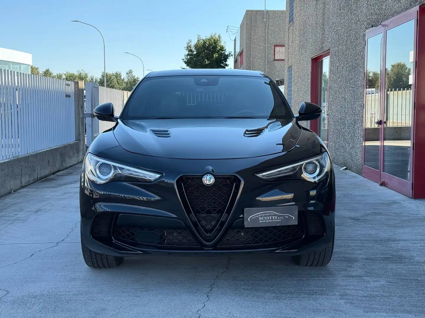 Alfa Romeo Stelvio 2.9  V6 Quadrifoglio Q4 510cv Negro - 2