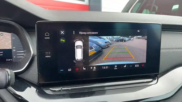 Skoda Octavia view 11