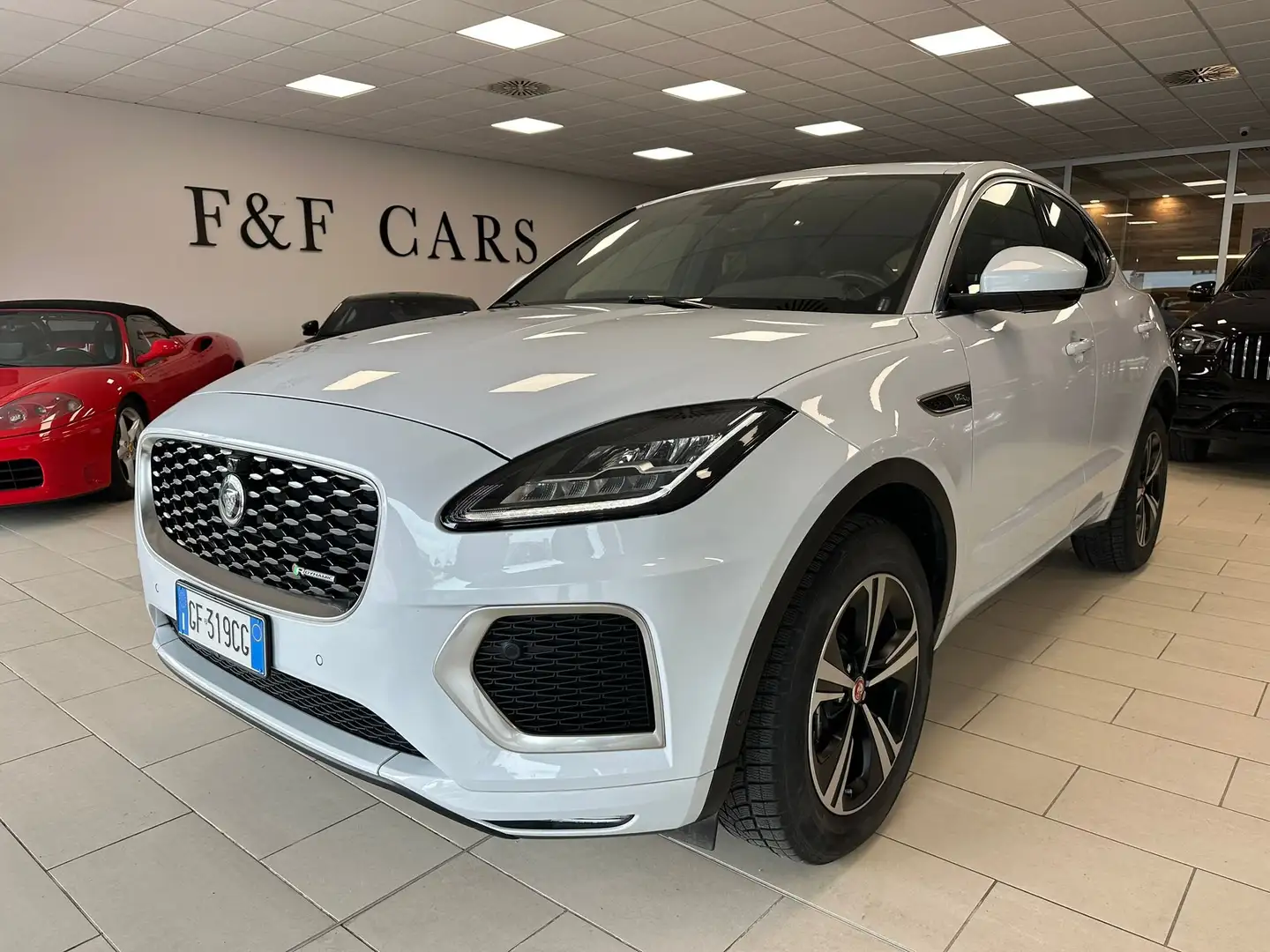 Jaguar E-Pace 2.0d i4 mhev R-Dynamic SE awd 204cv Unico Propriet Weiß - 1