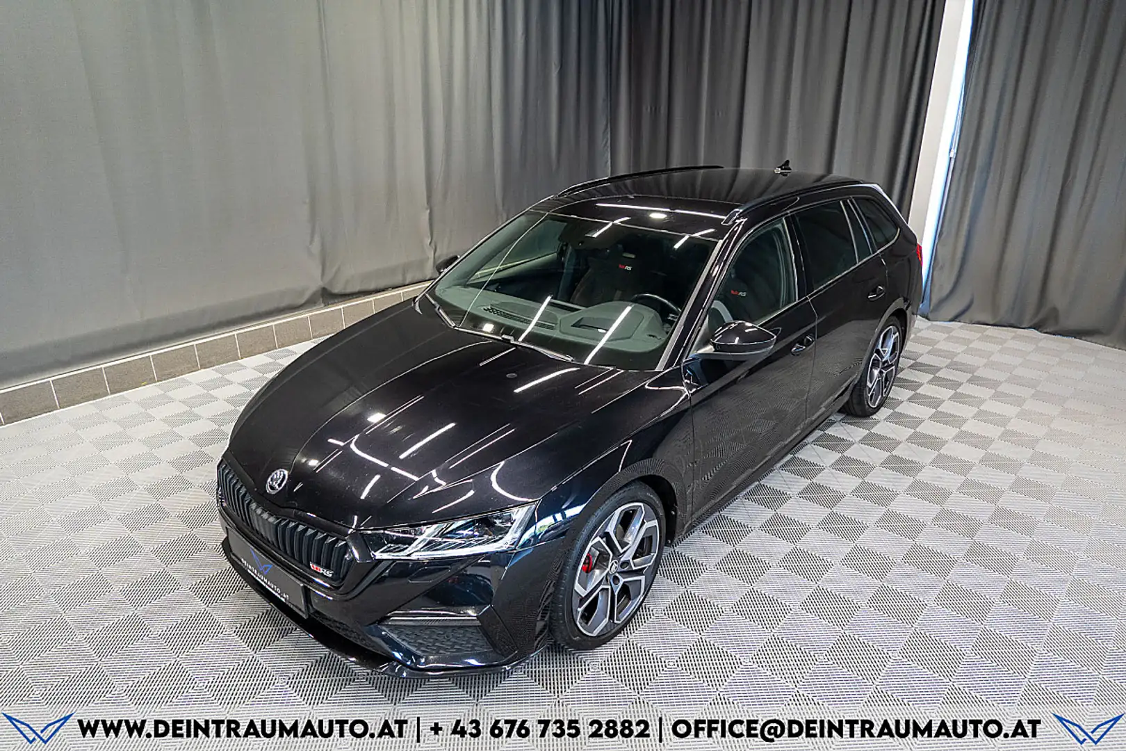Skoda Octavia Combi RS 2,0 TDI DSG Schwarz - 2