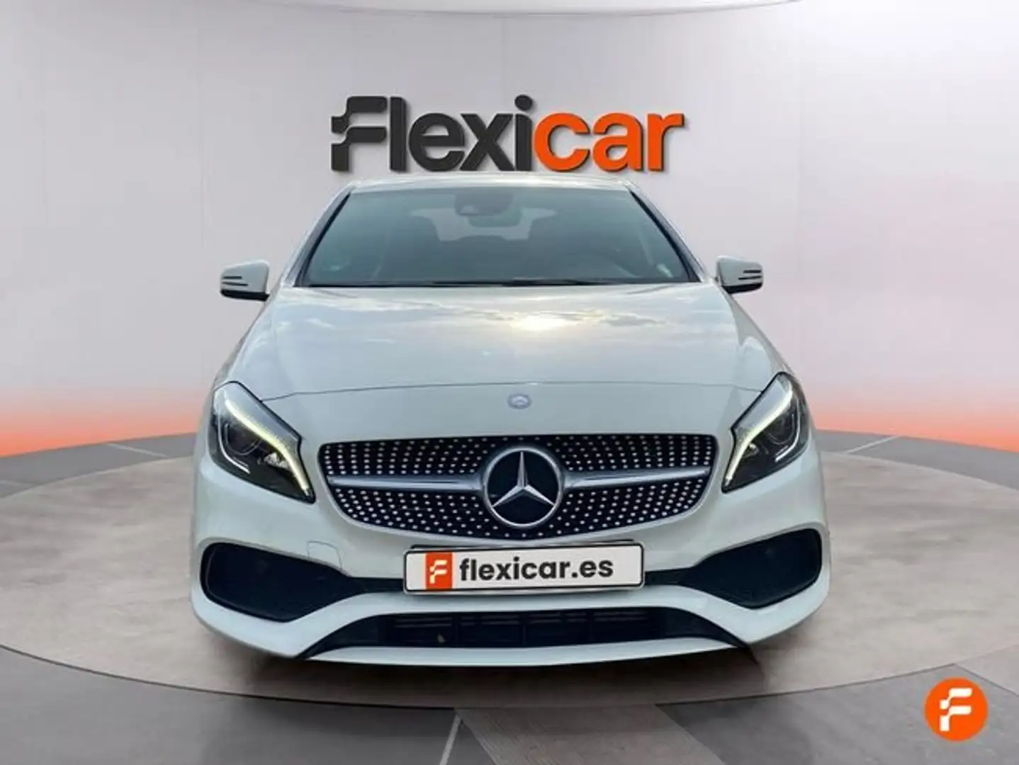 Mercedes-Benz A 200 d AMG Line Blanco - 2