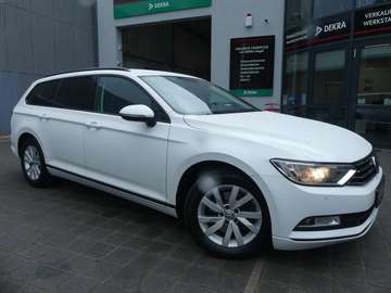 2.0 TDi Trend. 1.HAND/ NAVI/ACC/AHK
