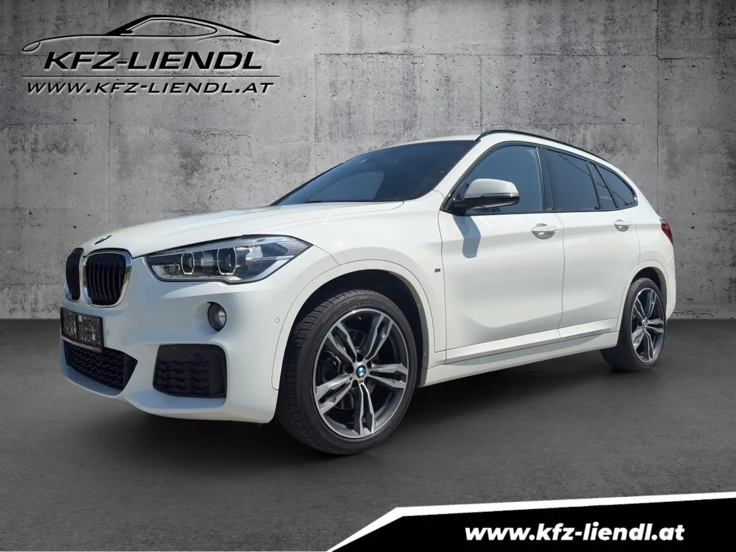 BMW X1 xDrive20d M Sport Weiß - 1