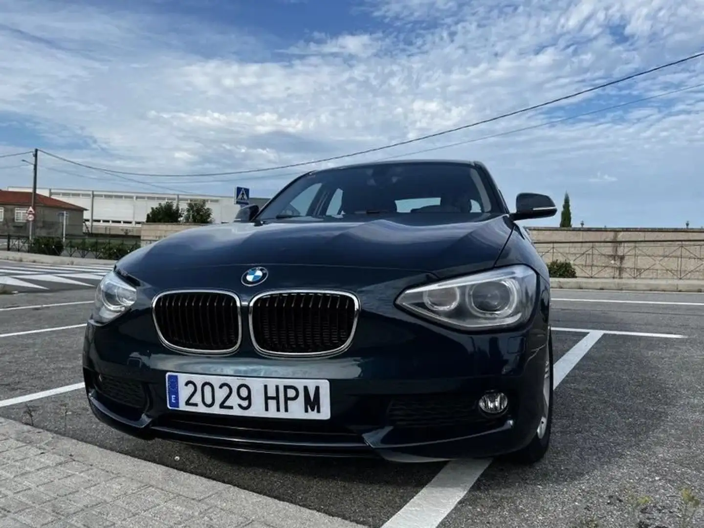 BMW 116 116d Azul - 1