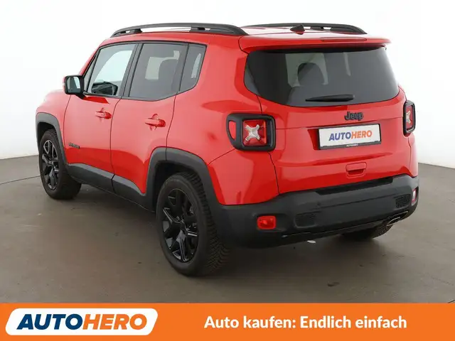 Jeep Renegade view 4