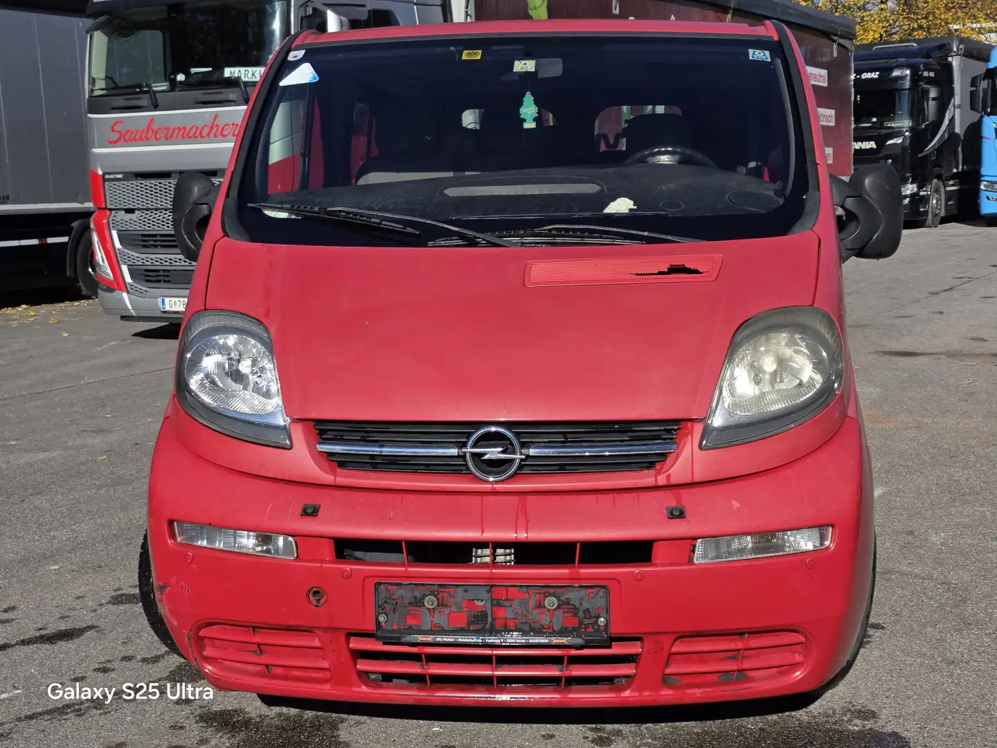 Opel Vivaro 1.9 CDTI L2H1 Rot - 1