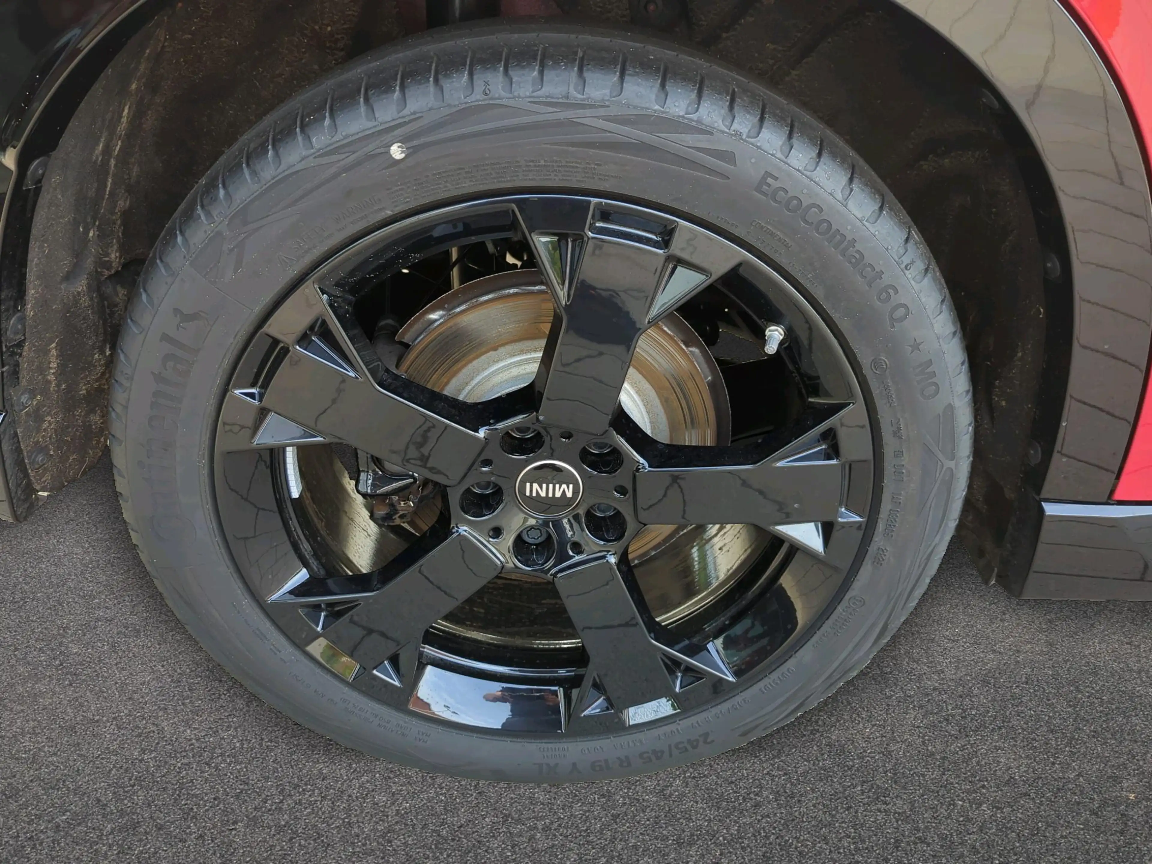 MINI Countryman S All4 John Cooper Works Trim — photo 9