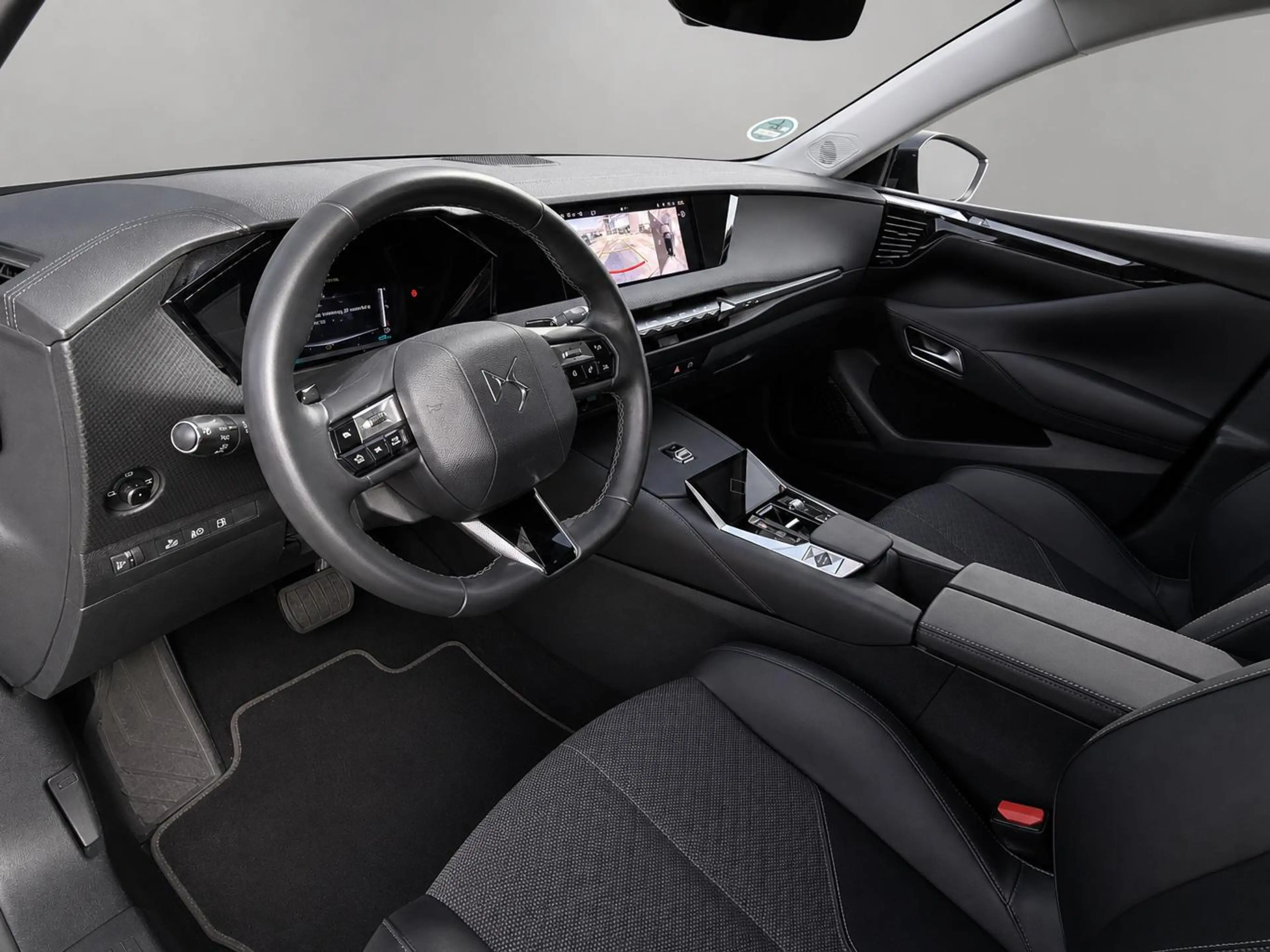DS Automobiles DS 4 E-Tense Trocadero | Camera | Trekhaak | Navigatie — photo 9
