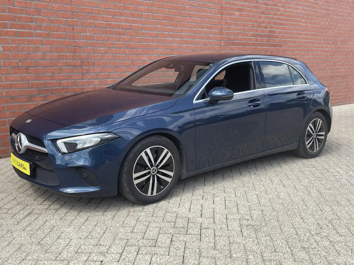 Mercedes-Benz A 200 163pk DCT Progressive Navigatie Parkeersensoren Ca Blauw - 2