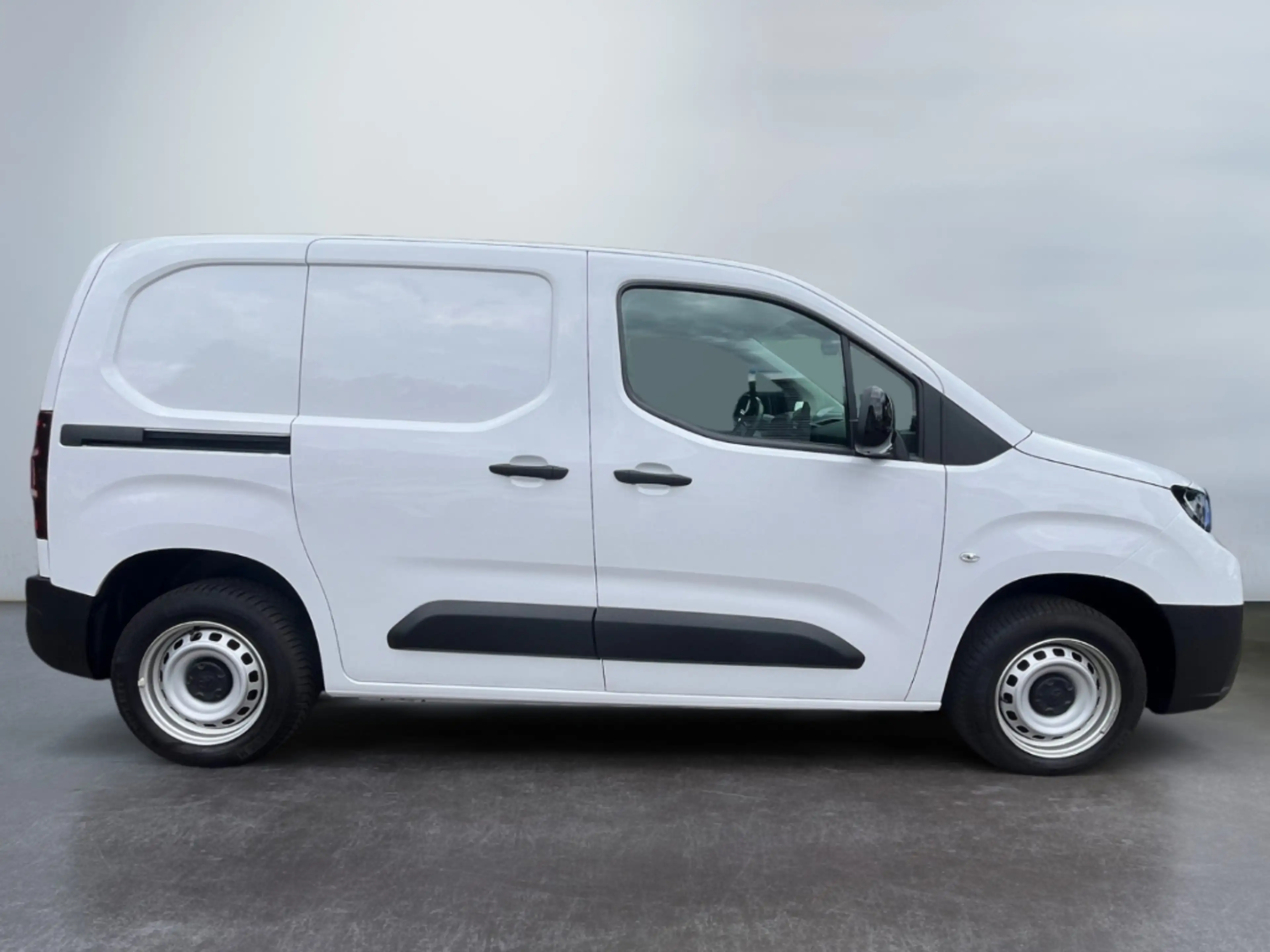 Toyota Proace City 1.5 D-4D L1 Meister *Navi*PDC*CarPlay* — photo 10