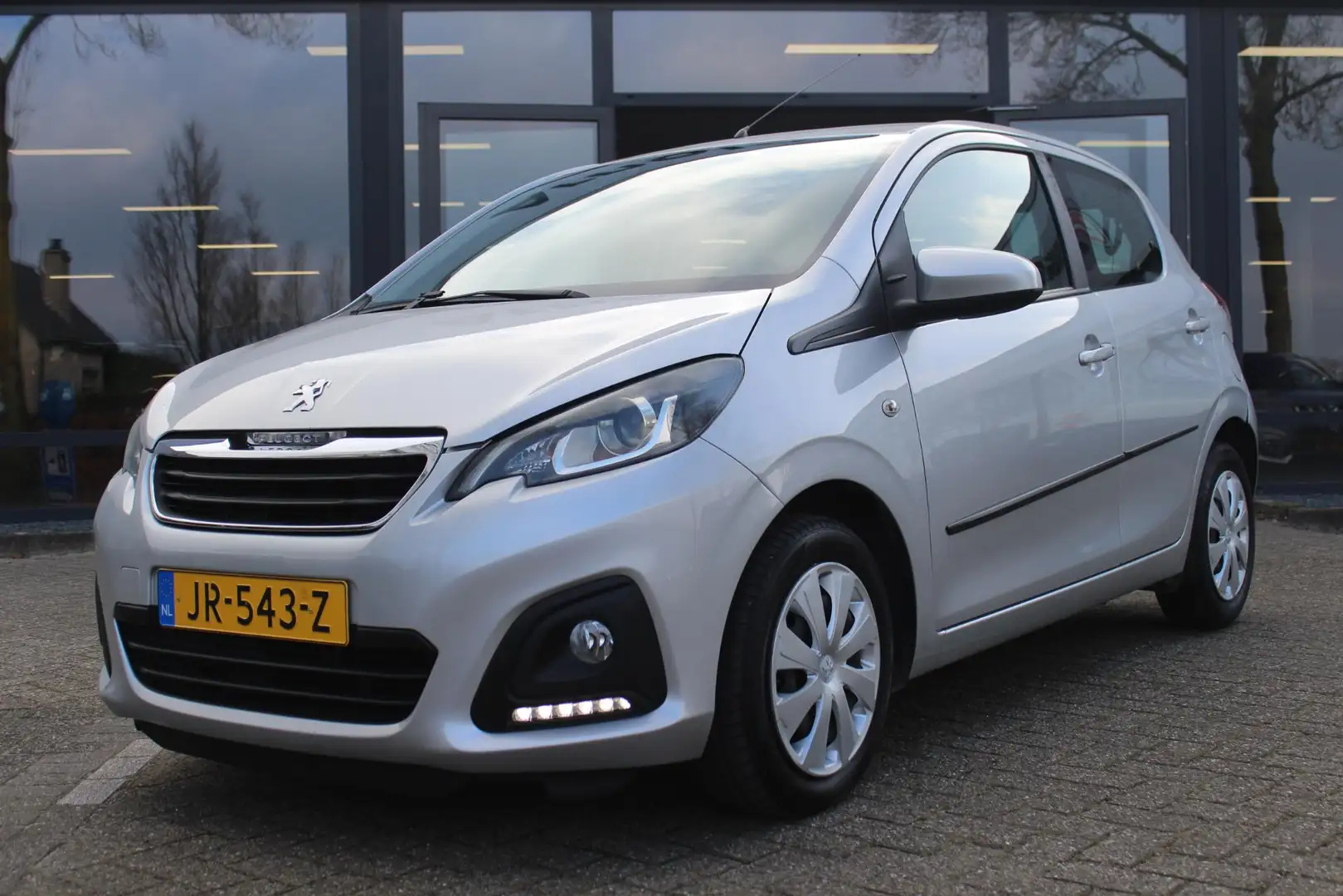 Peugeot 108 1.0 e-VTi Active Gris - 2