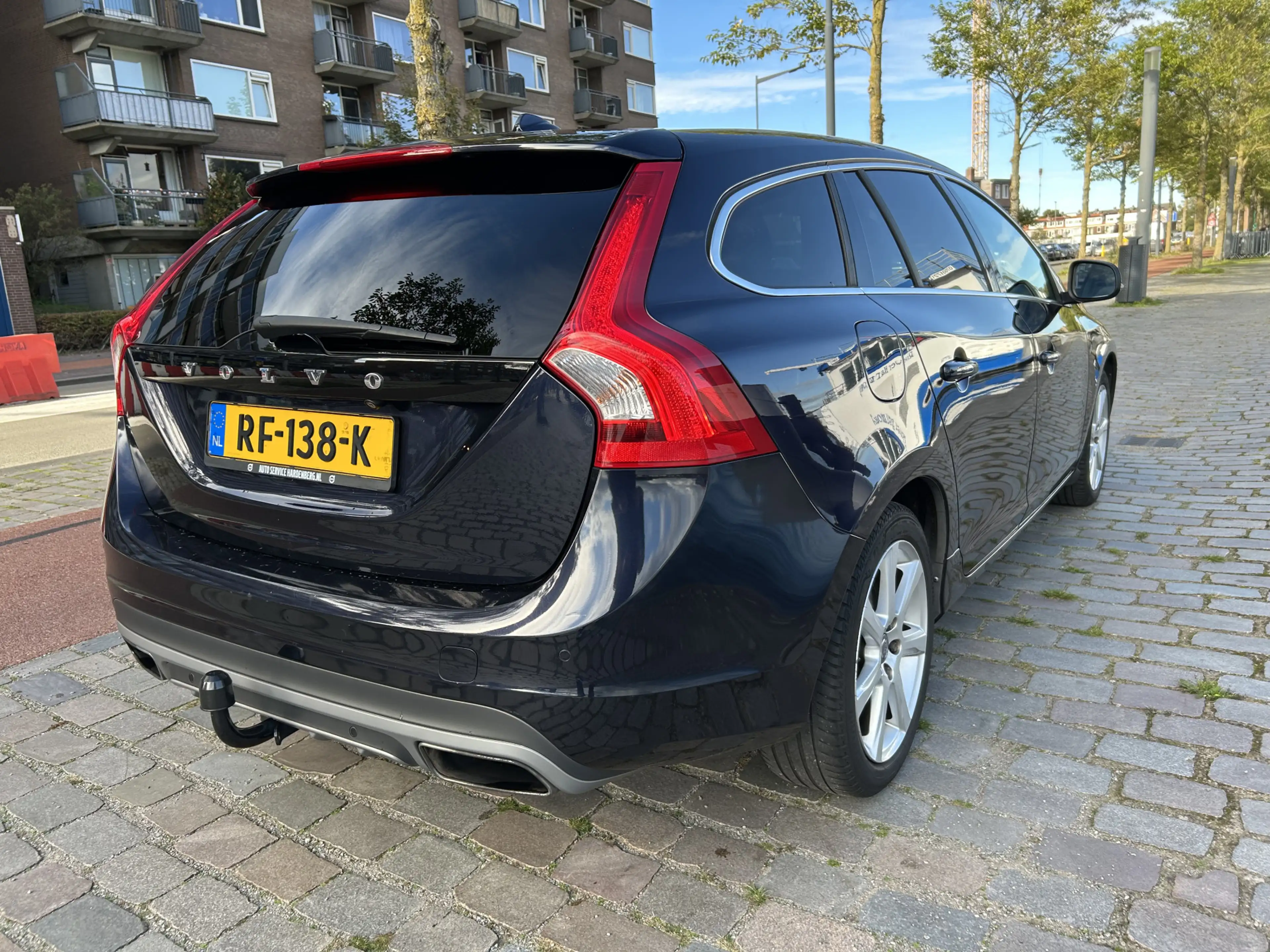 Volvo V60 1.5 T2 Polar+ airco/ecc leer navigatie automaat — photo 2