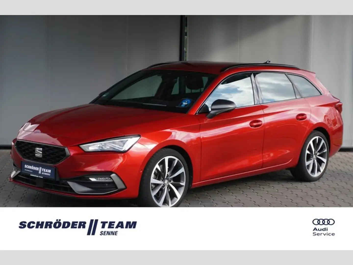 SEAT Leon Sportstourer 1.5 eTSI DSG FR Navi LED AHK ACC Rot - 1