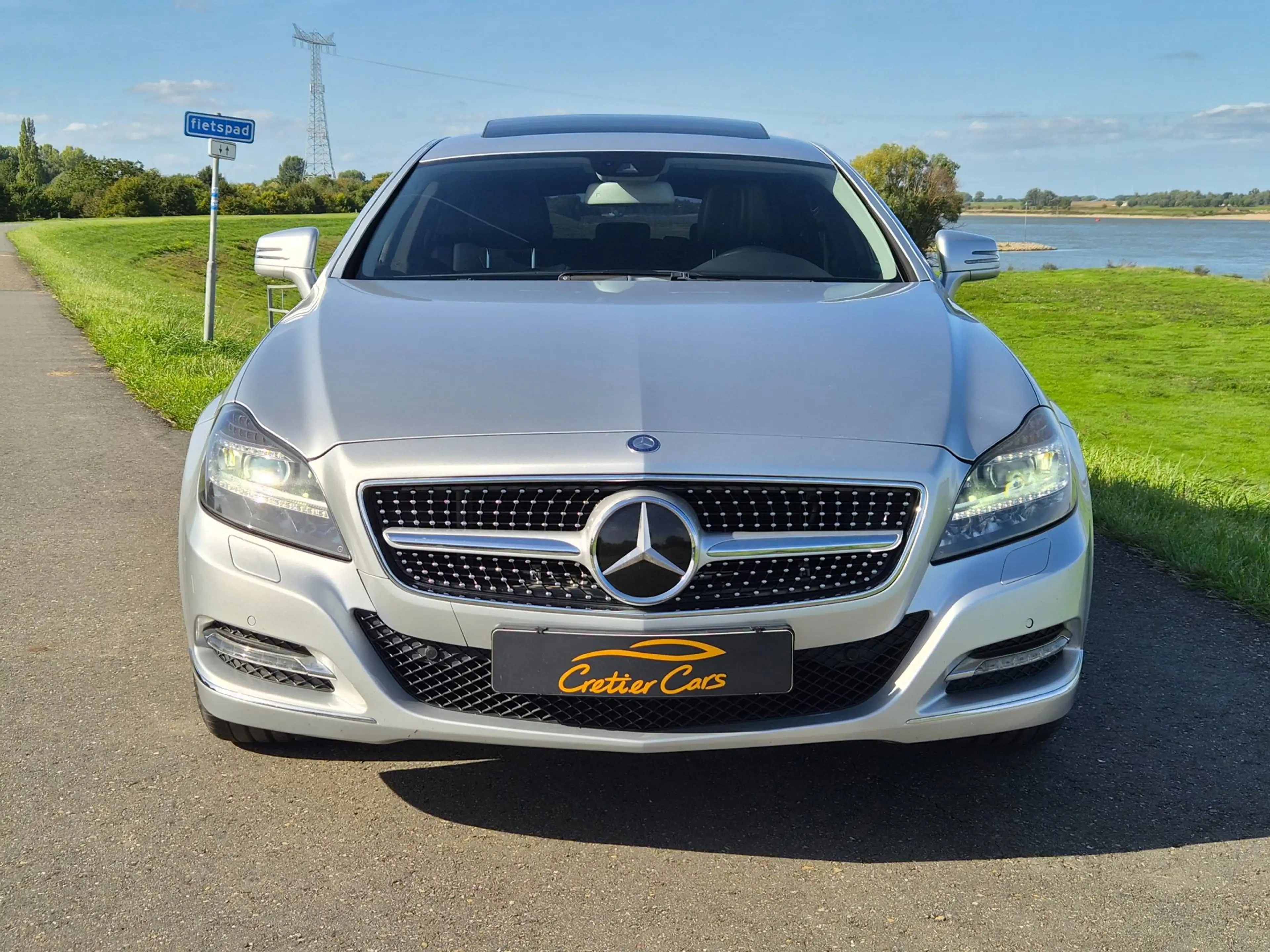 Mercedes-Benz CLS 350 Shooting Brake — photo 10