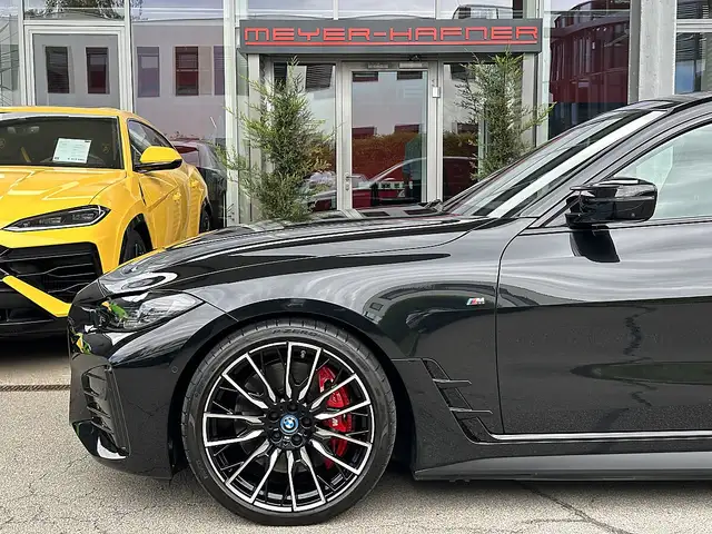 BMW i4 Gran Coupe xDrive M50 80,7kWh M-Paket Pro, M-Sp... Ansicht 4
