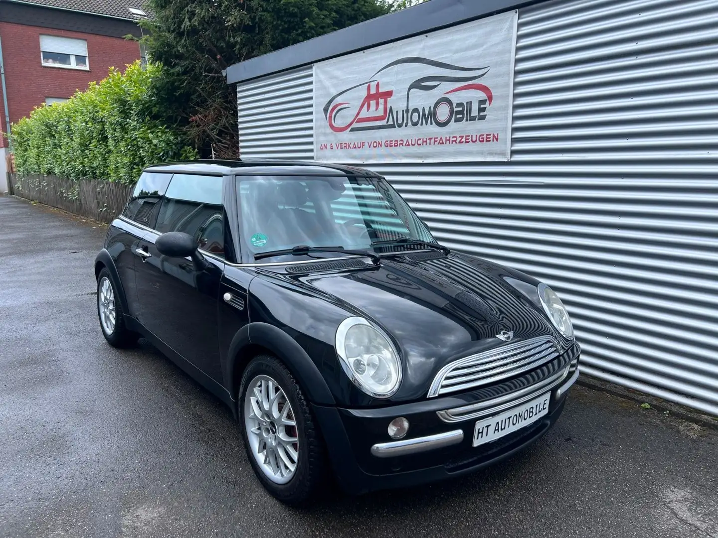 MINI One ..KLIMAUAUT...SITZHEIZUNG..ALLWETTER Schwarz - 1