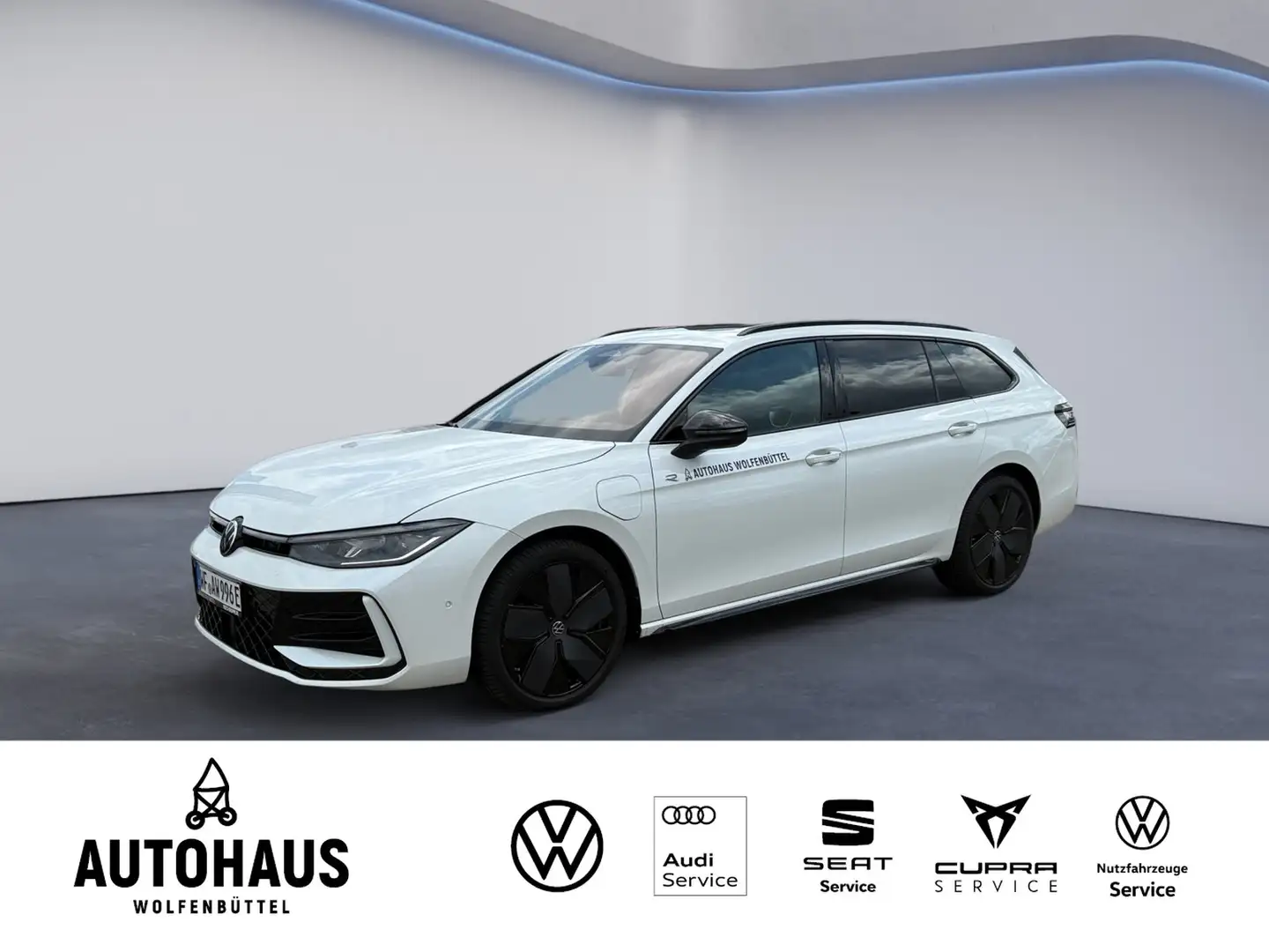 Volkswagen Passat Variant R-Line 1.5 TSI eHybrid 200 kW Weiß - 1