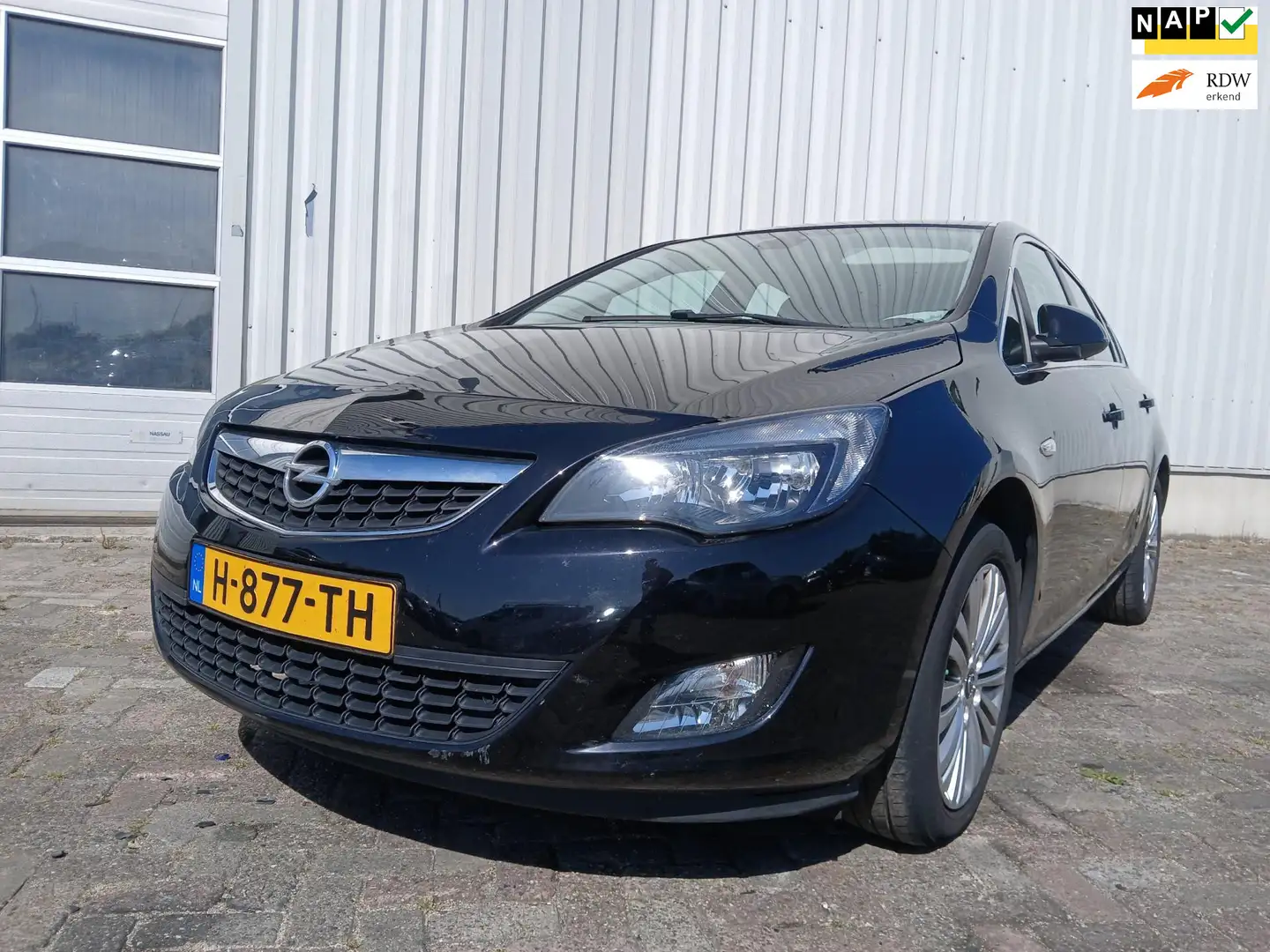 Opel Astra 1.6 Turbo GT - Airco - Start Niet Zwart - 1