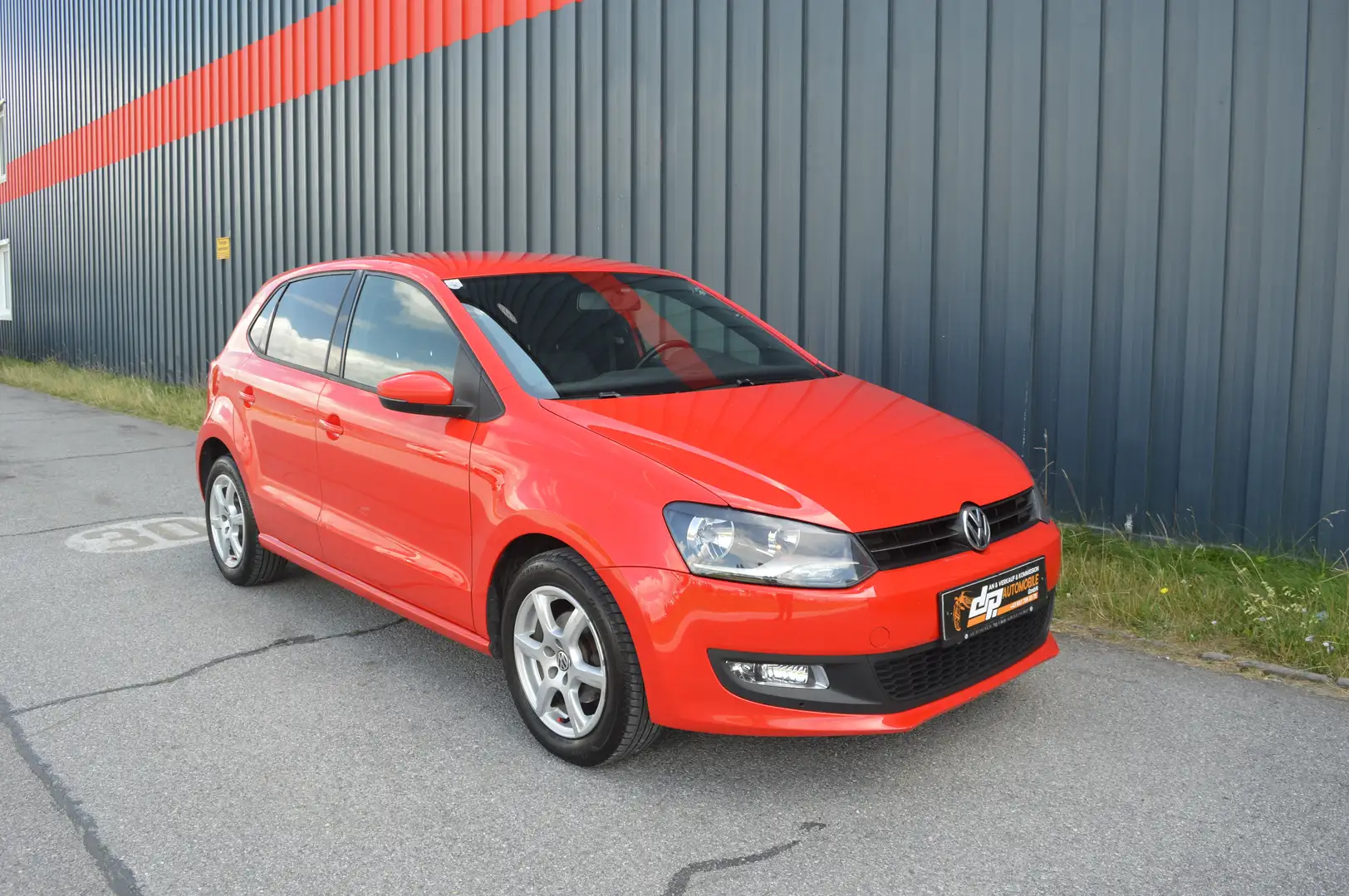 Volkswagen Polo 1,2 **Klima**kein Pickerl** Rot - 1